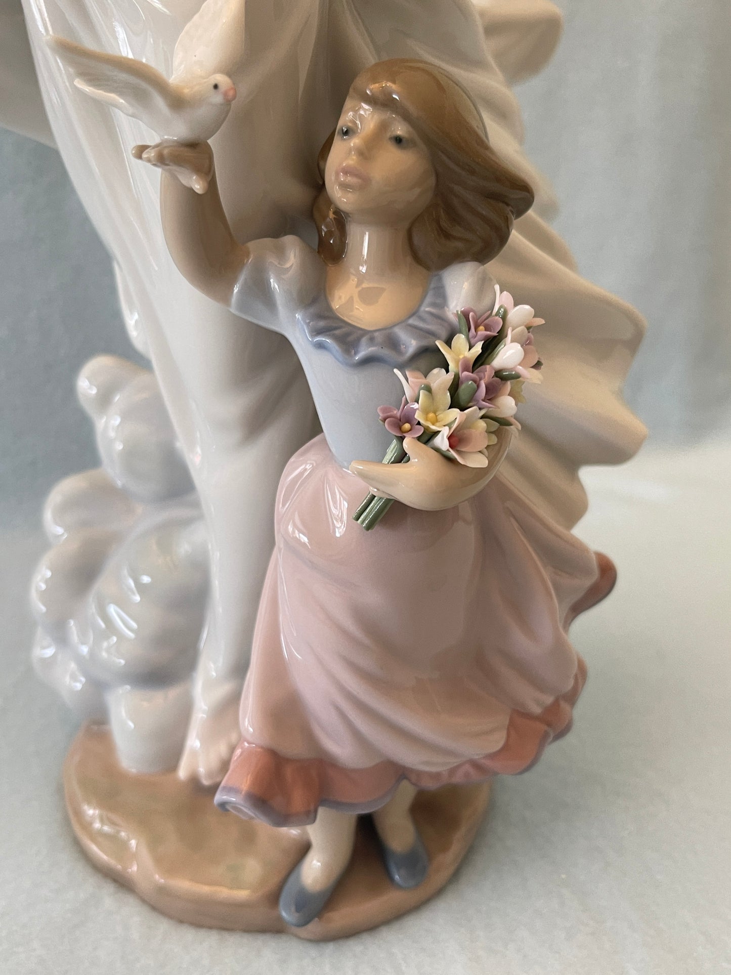 Lladró Guardian Angel-1997 Lladro Collector Society