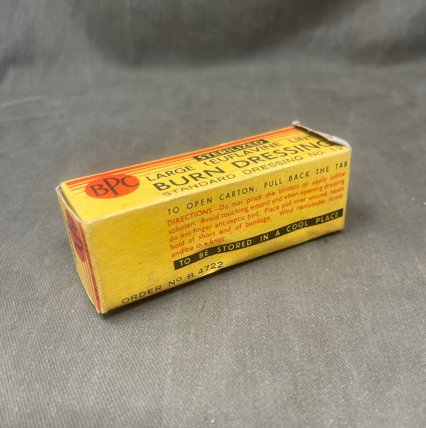 WWII Large Euflavine Lint Burn Dressing No. 12 – B.P.C. British Military Issue