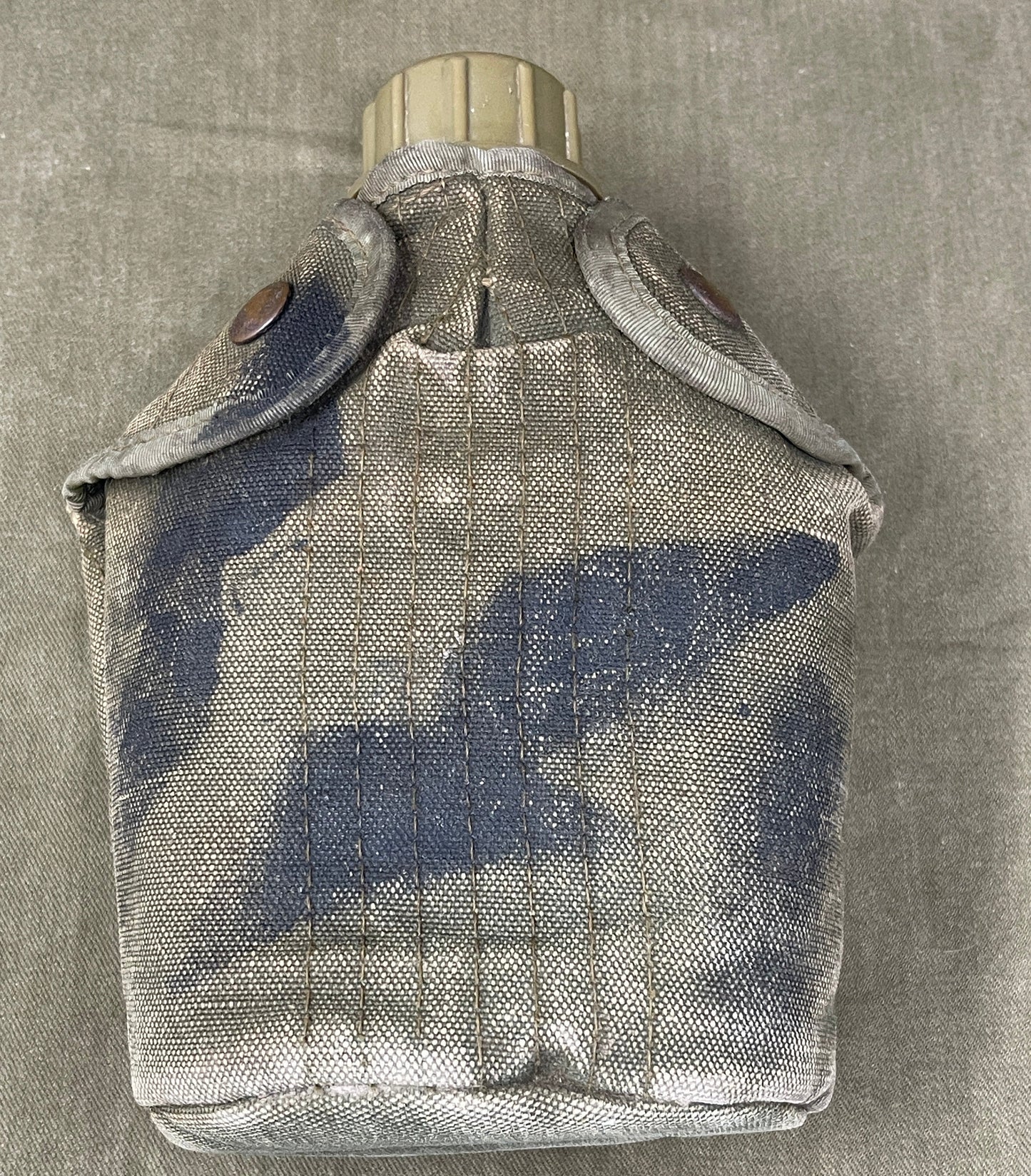 US Army Military Water Bottle Canteen Flask 1966 Vietnam