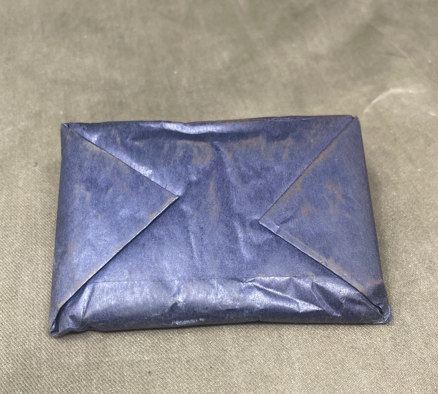 Original WWII Absorbent Lint B.P.C. – 1/2 oz Vintage Dressing