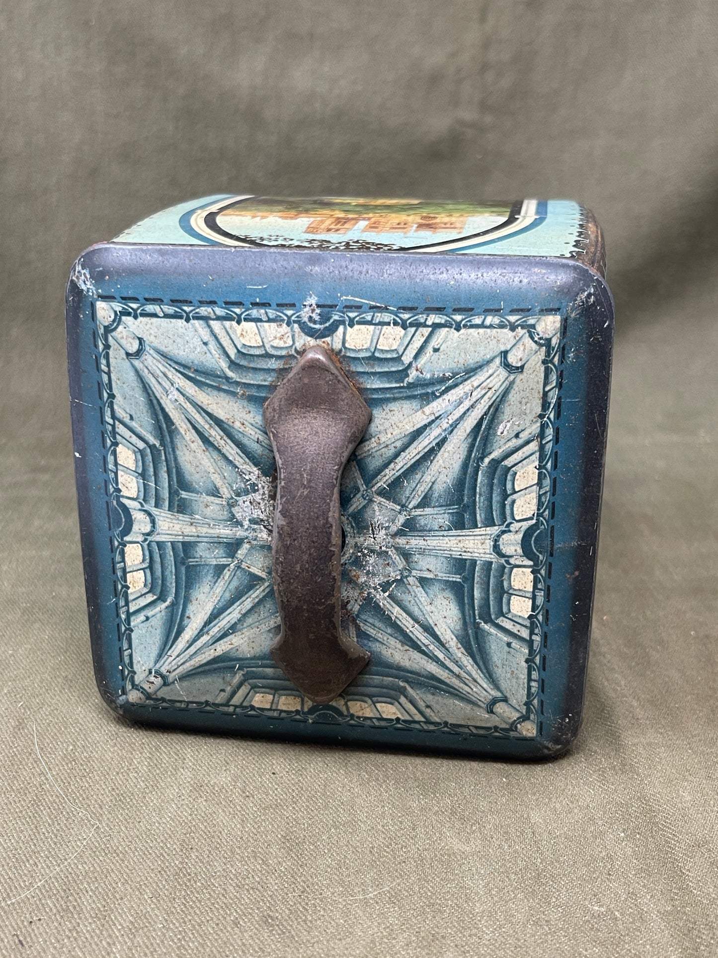 Vintage 1940's Tea Tin