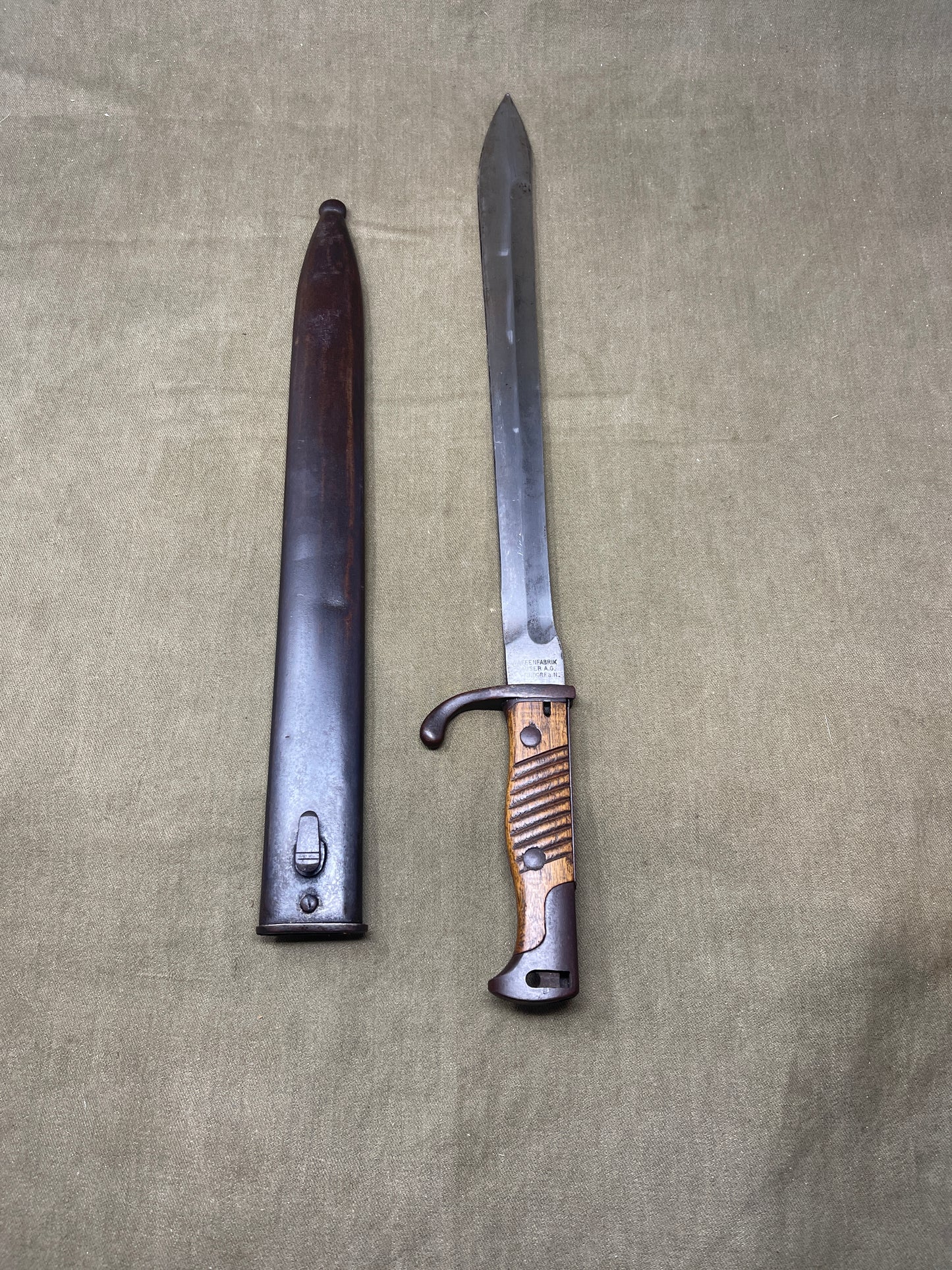 WW1 German Army Waffenfabik A.G Oberndoef Mauser a. N Model 1898/05 Butcher Bayonet