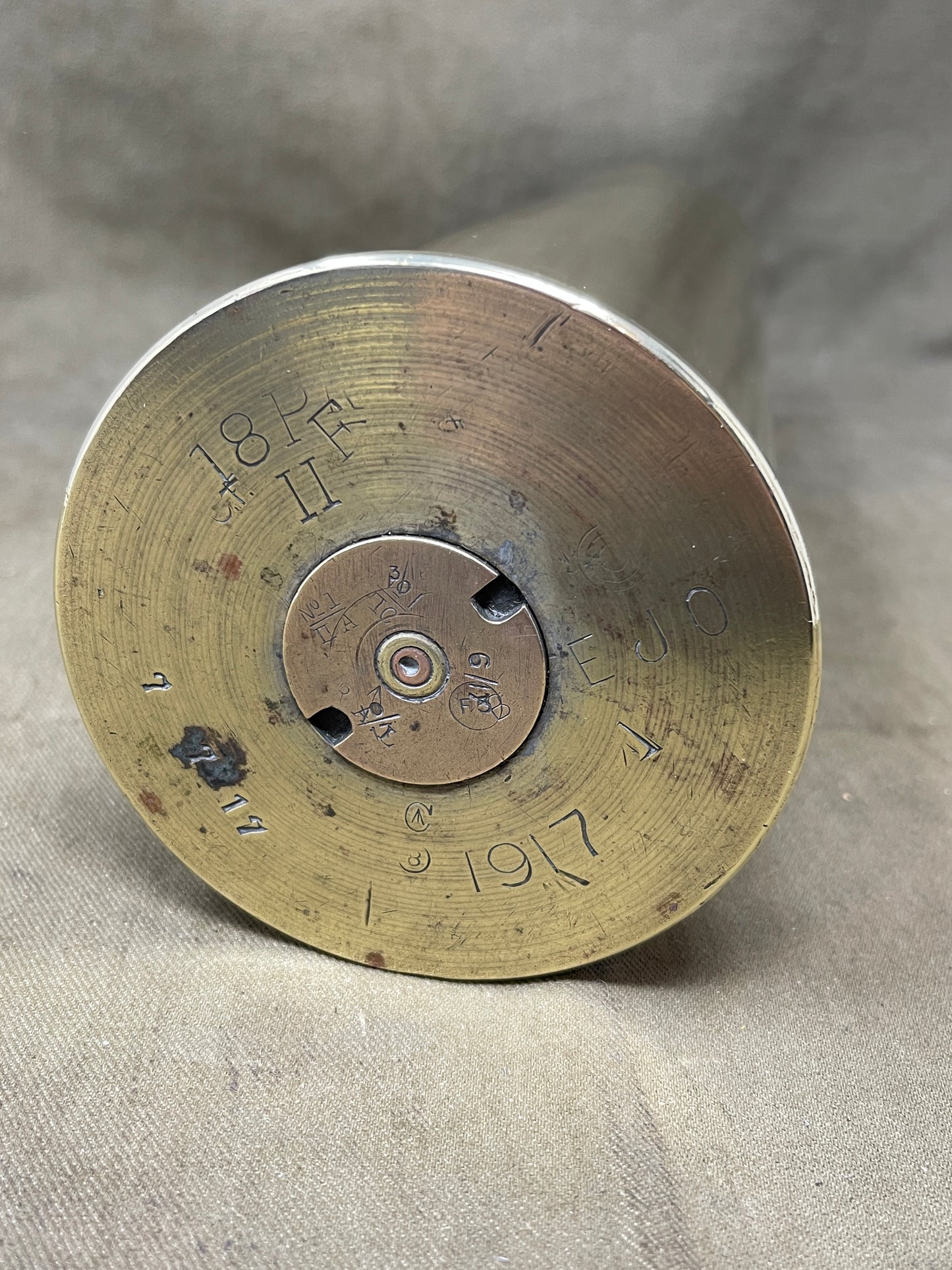 WW1 18-Pounder Brass Cartridge Case for British QF 18-Pounder Gun (1917)