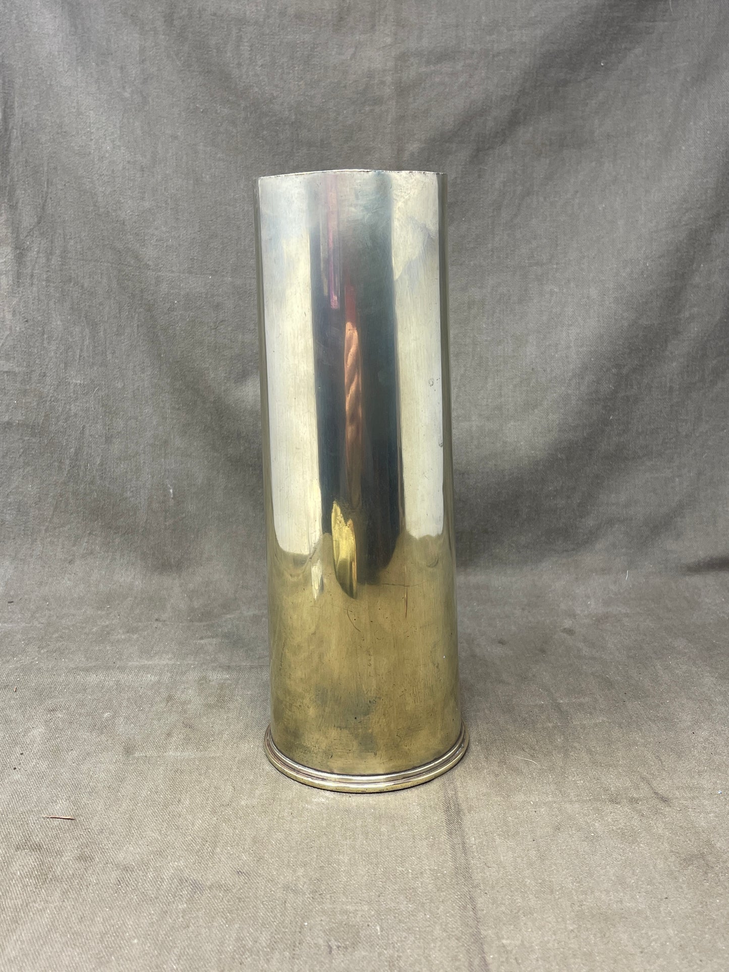 WW1 18-Pounder Brass Cartridge Case for British QF 18-Pounder Gun (1915)