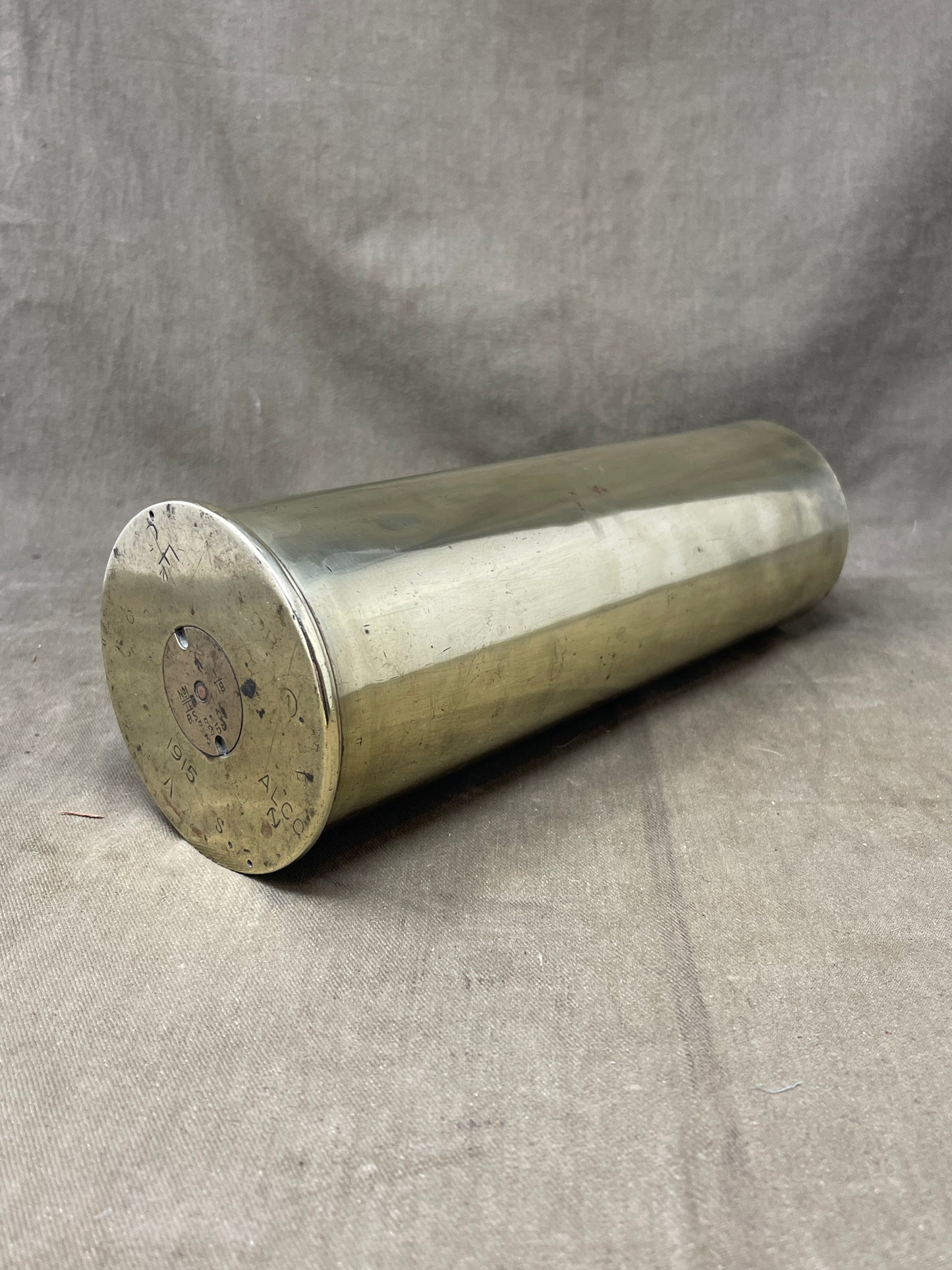 WW1 18-Pounder Brass Cartridge Case for British QF 18-Pounder Gun (1915)