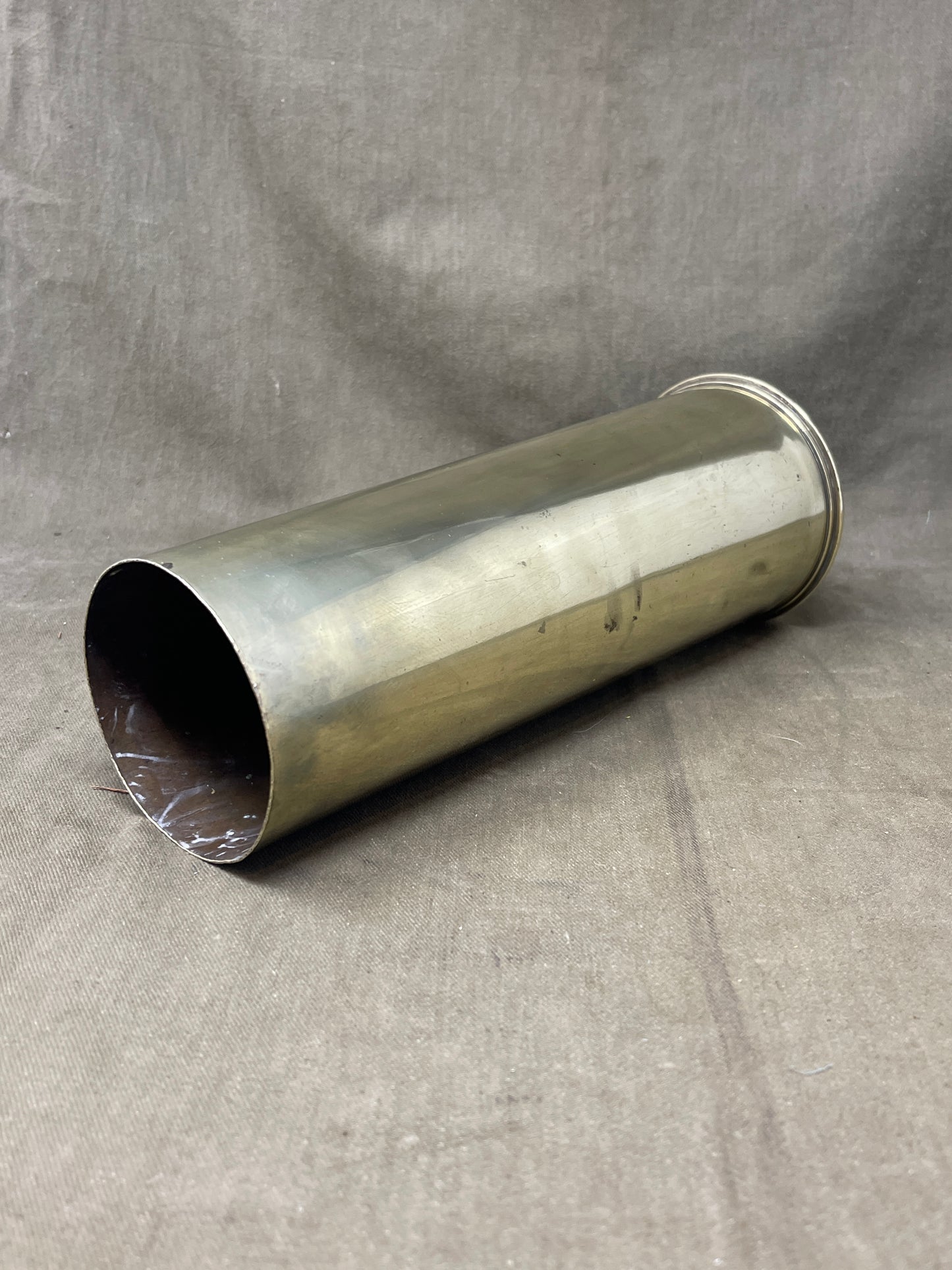 WW1 18-Pounder Brass Cartridge Case for British QF 18-Pounder Gun (1915)