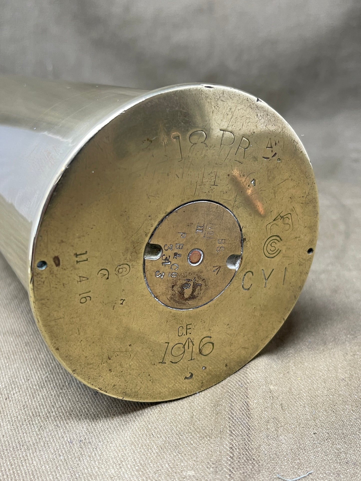 WW1 18-Pounder Brass Cartridge Case for British QF 18-Pounder Gun (1916)