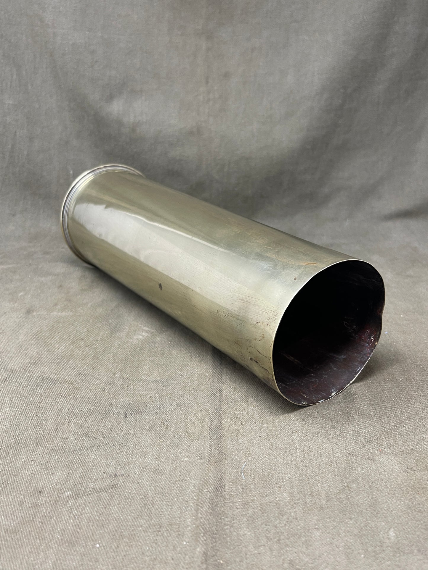 WW1 18-Pounder Brass Cartridge Case for British QF 18-Pounder Gun (1916)