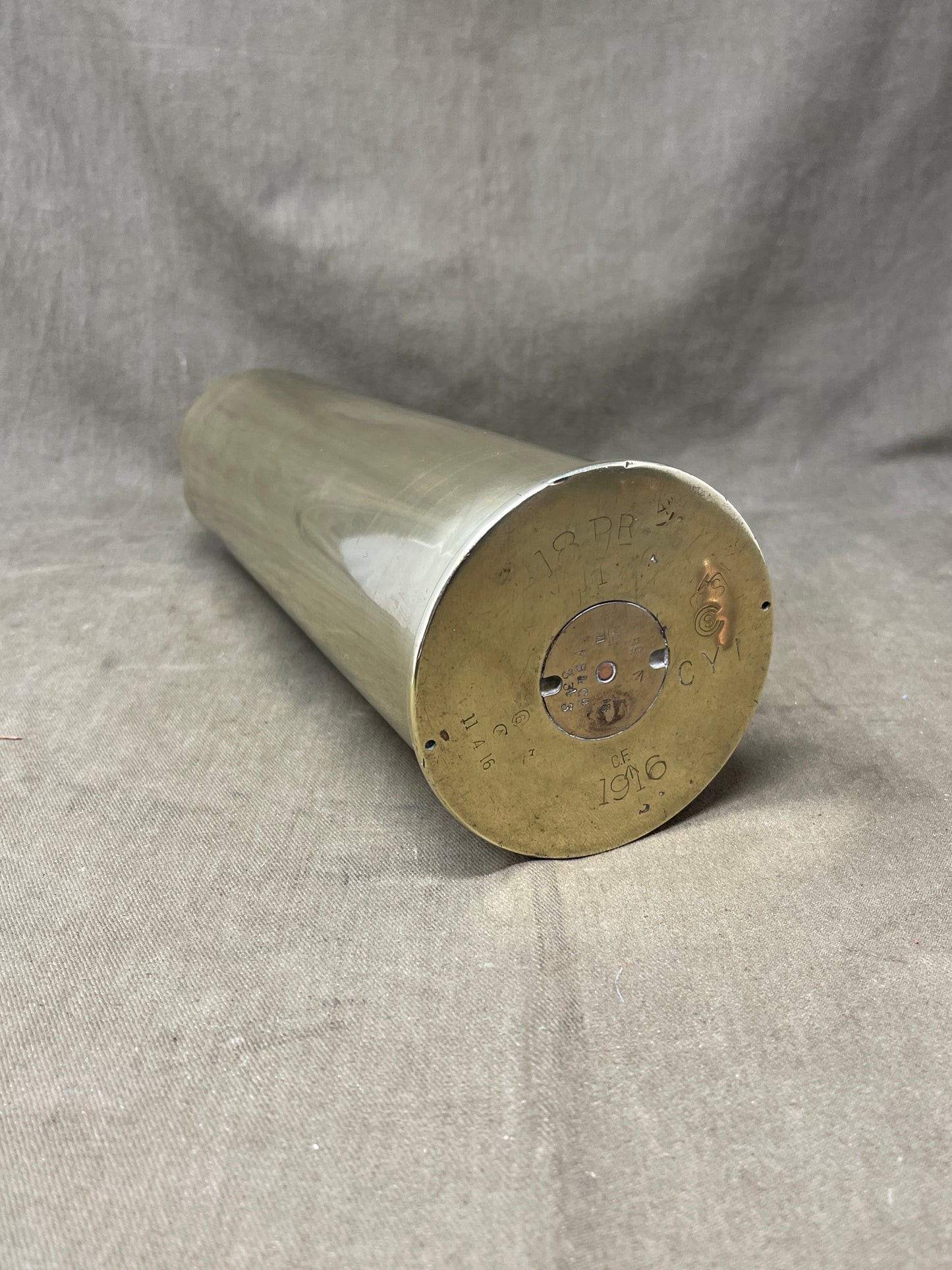 WW1 18-Pounder Brass Cartridge Case for British QF 18-Pounder Gun (1916)