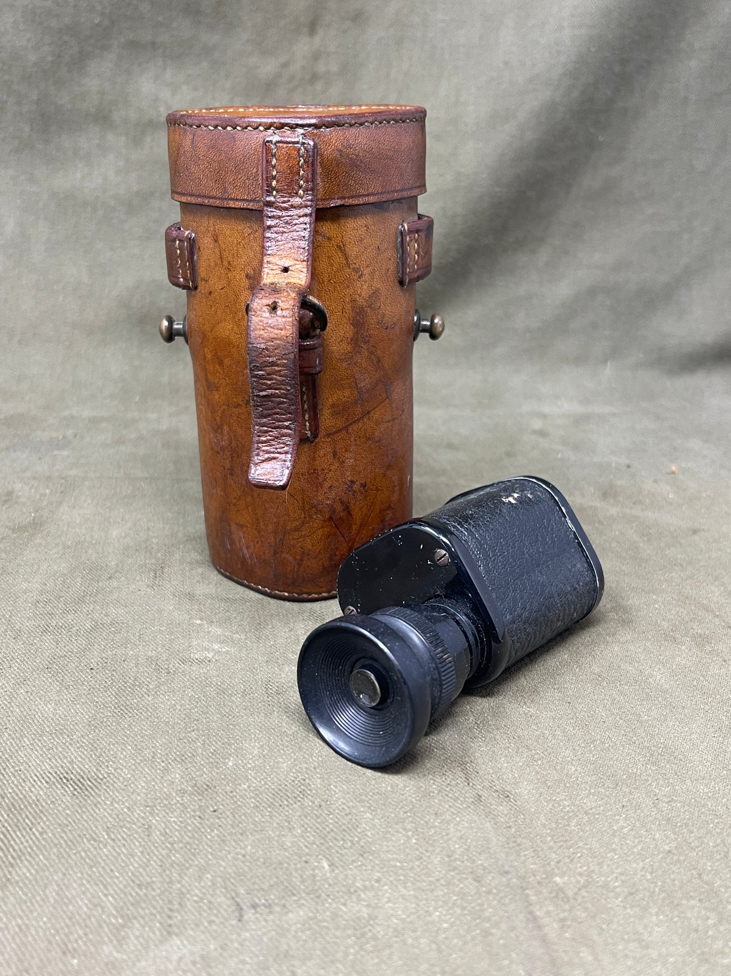 WW2 British Army Graticued Prismatic x 6 Monocular