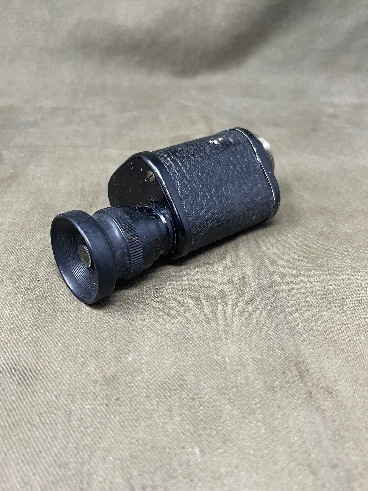 WW2 British Army Graticued Prismatic x 6 Monocular
