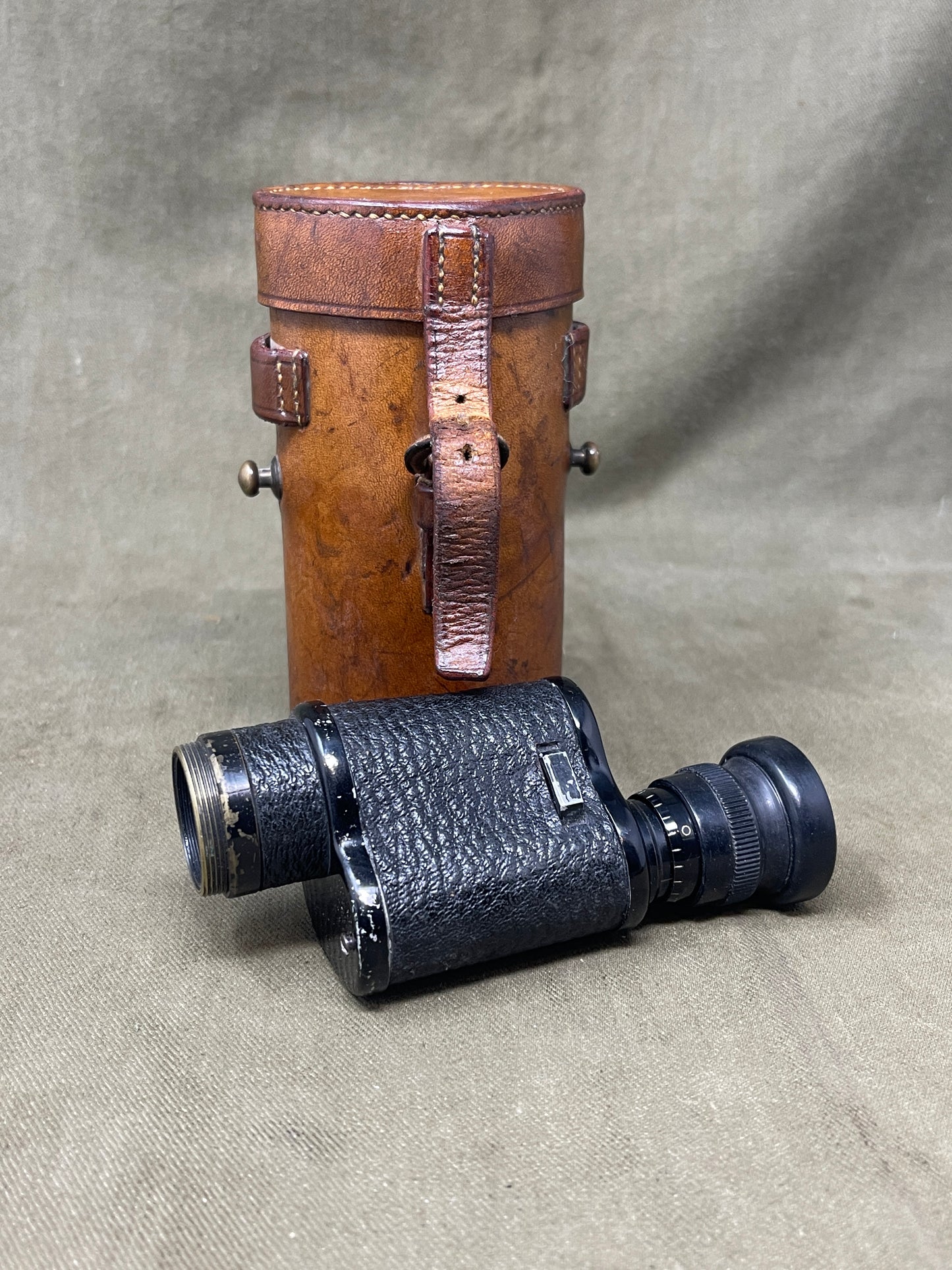 WW2 British Army Graticued Prismatic x 6 Monocular