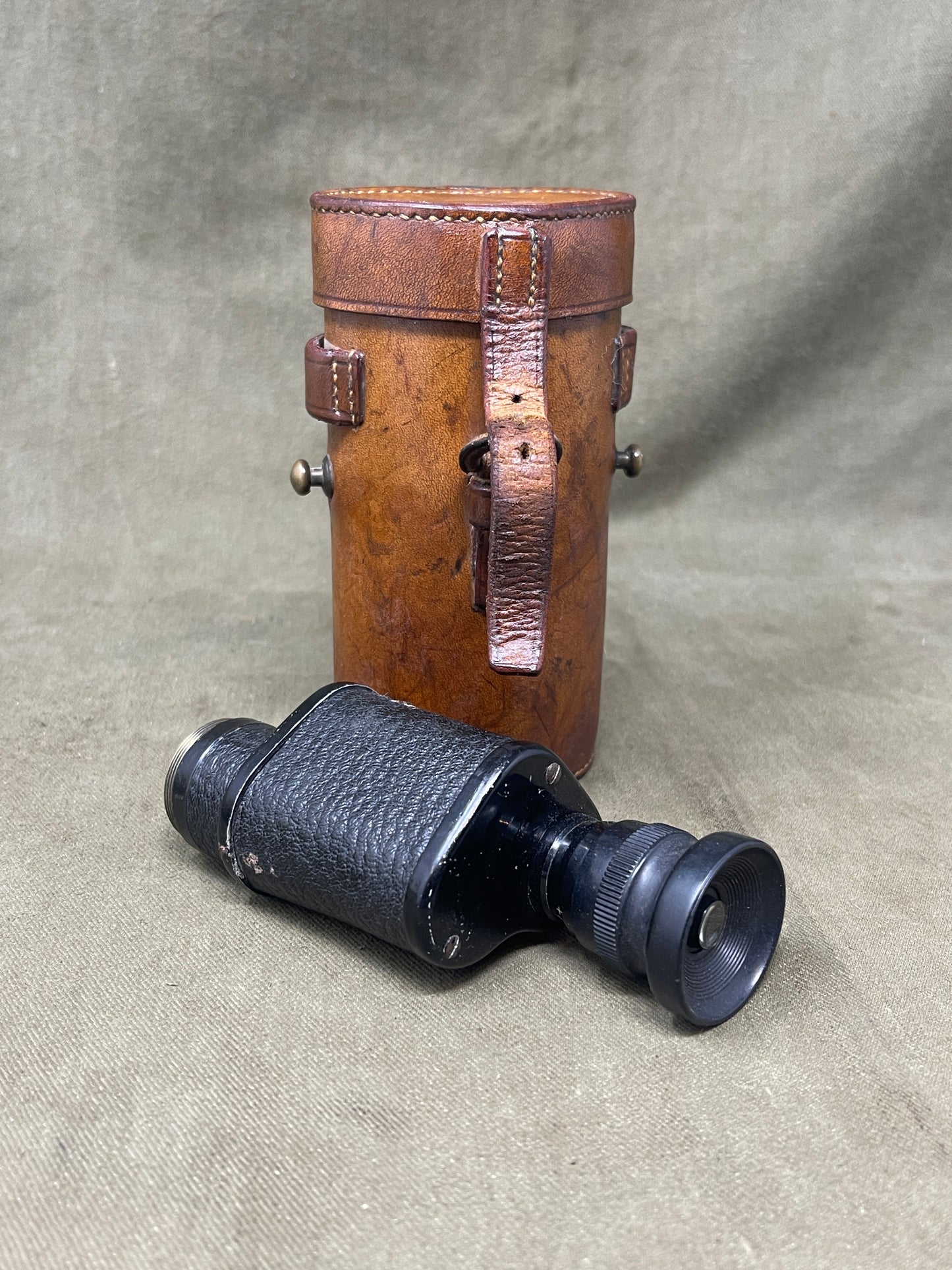 WW2 British Army Graticued Prismatic x 6 Monocular