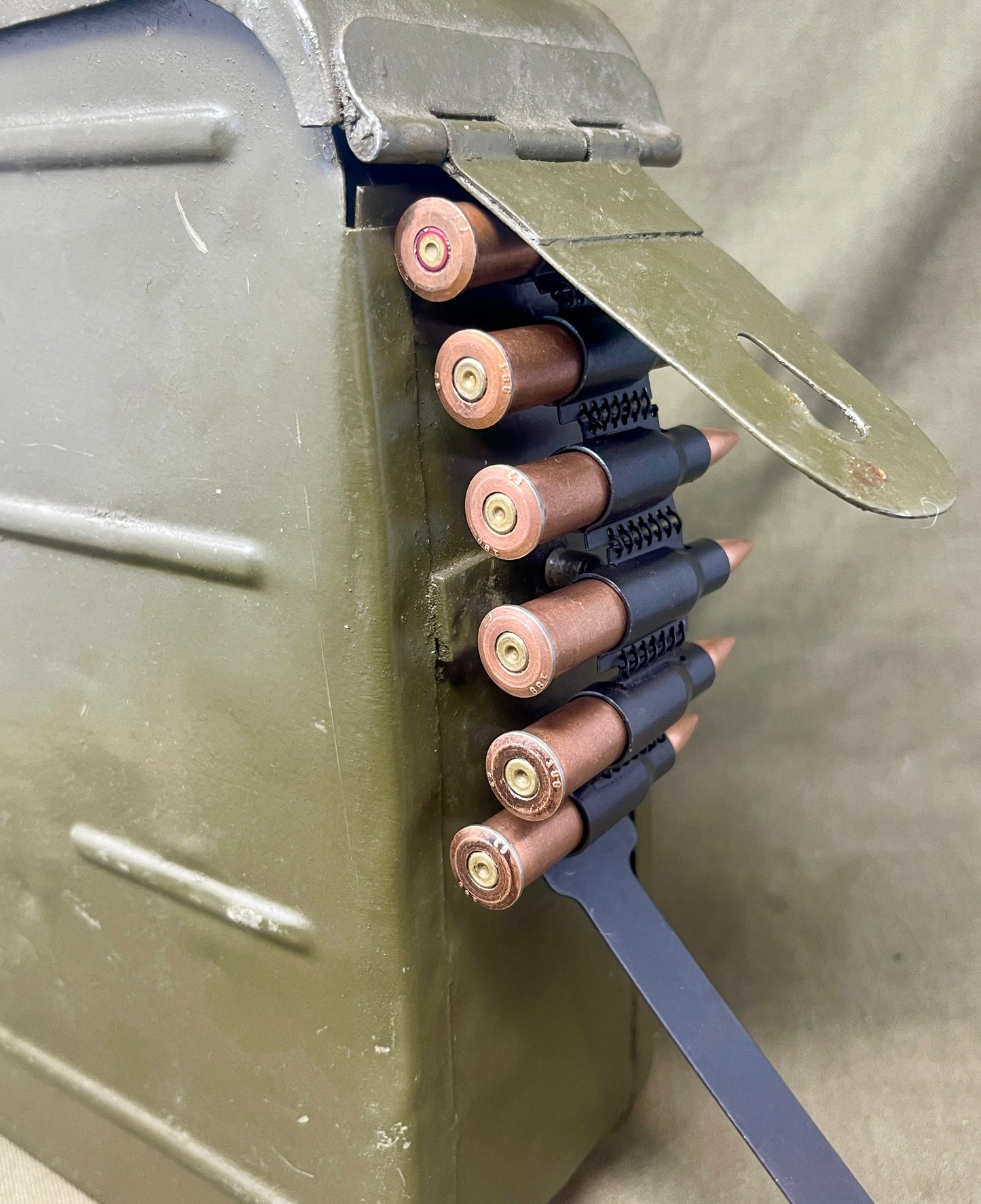 Original Russian Maxim Ammunition box . With 50 x INERT 7.62x54 Round