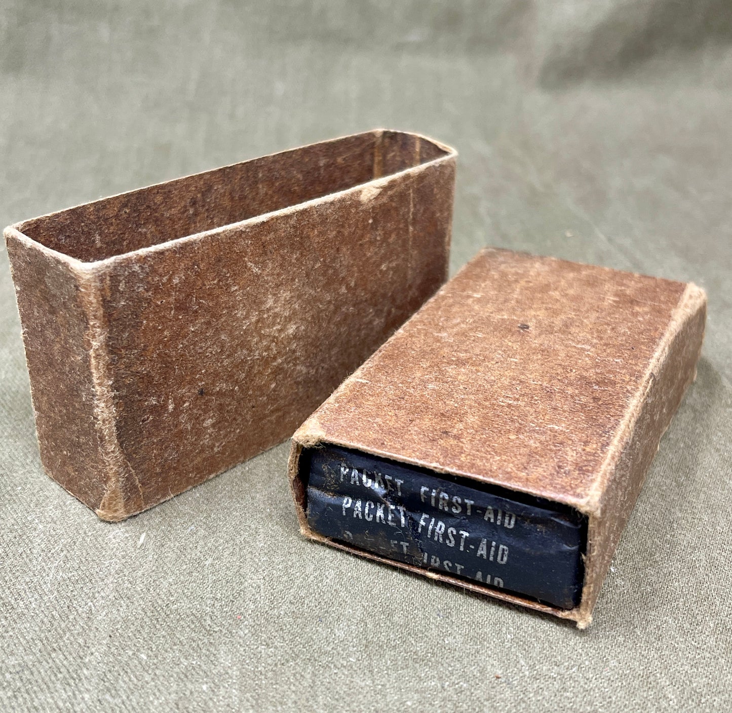 Packet First Aid Field Brown Dressing US Army Carlisle Model Guild Foundations New York