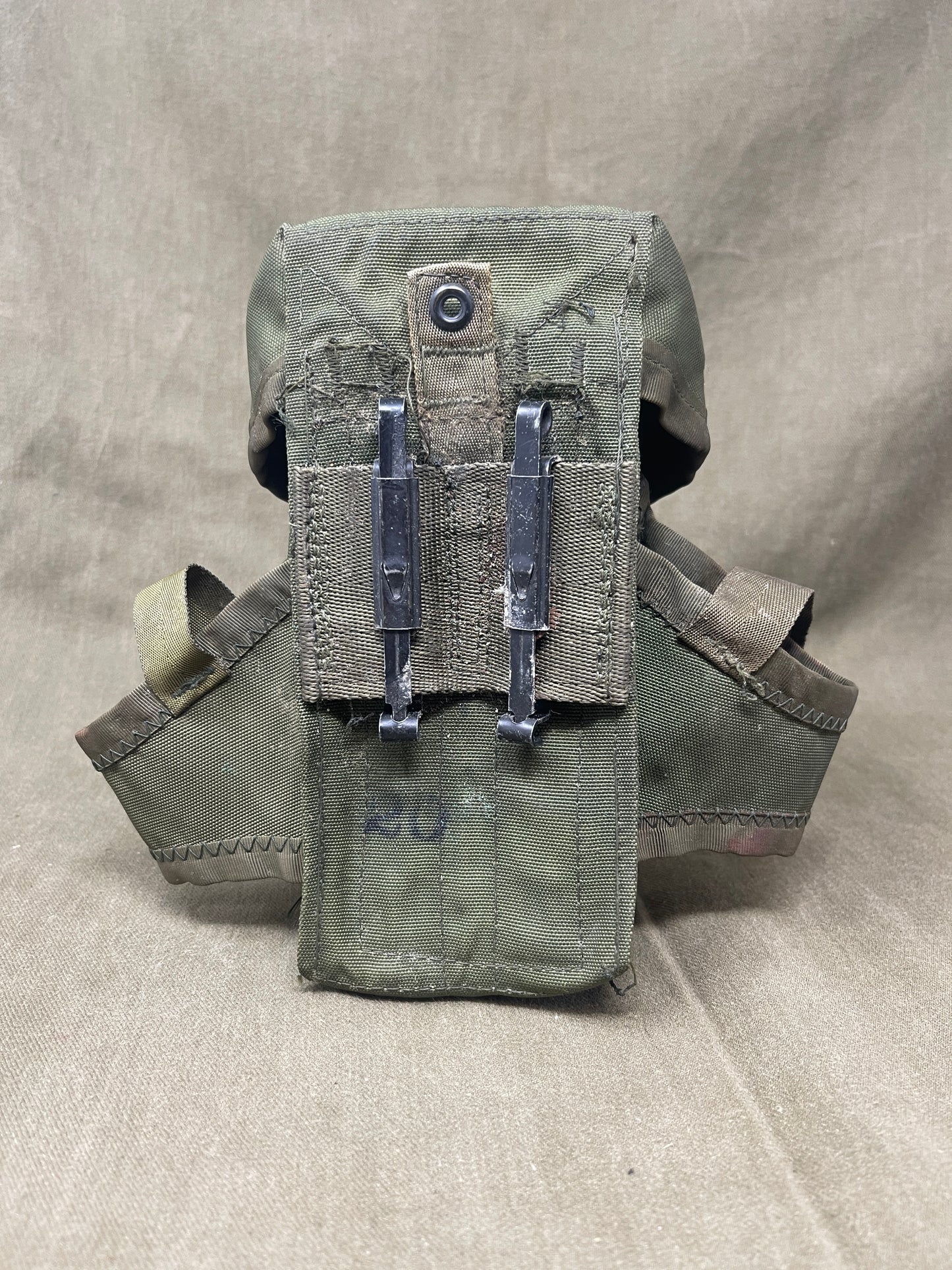 Green US Army Nylon M!^ Ammunition Pouch