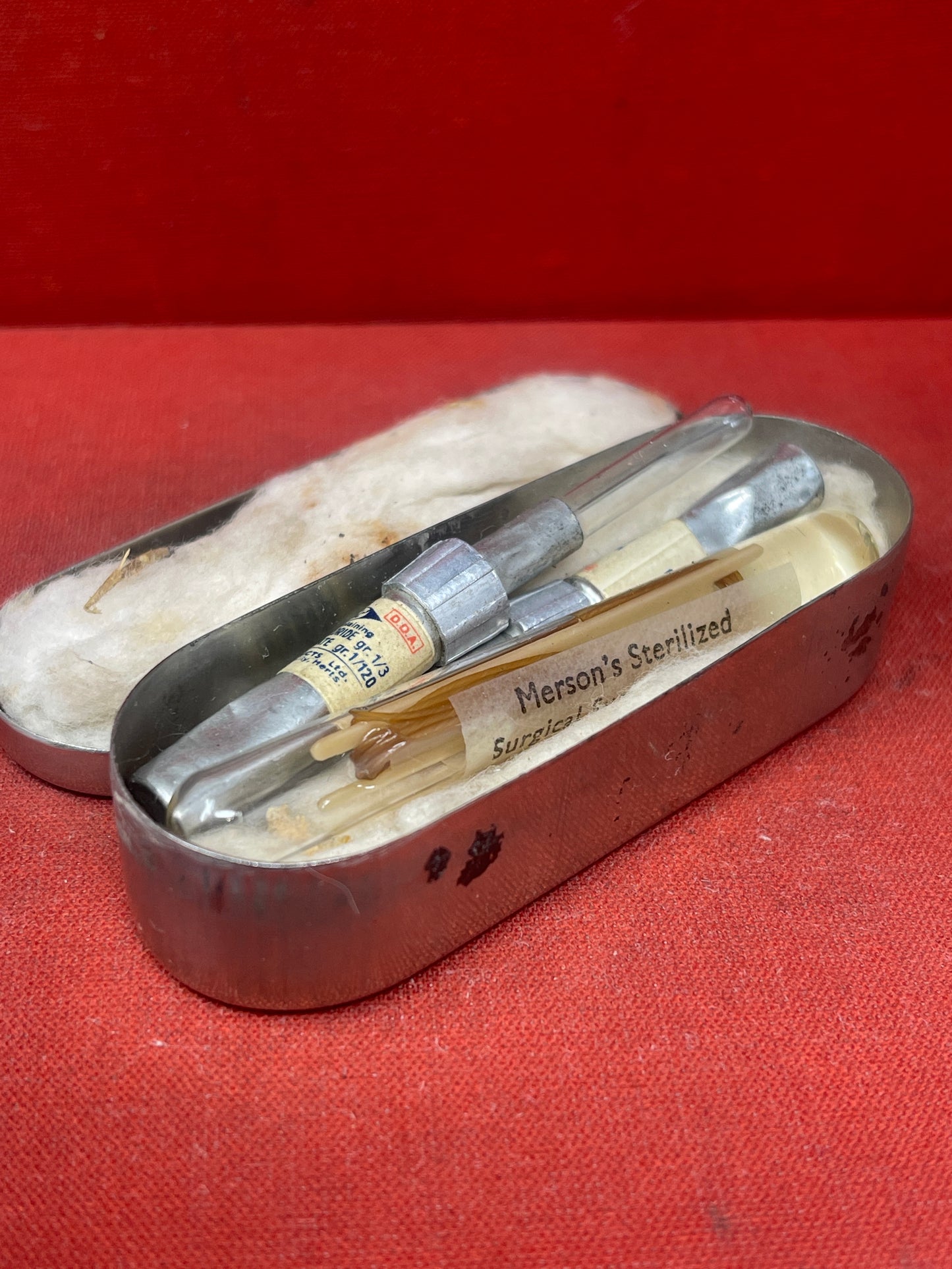 WW1 British Officer Medics Morphine Syrettes x 2 1 x Stitch In Original Tin