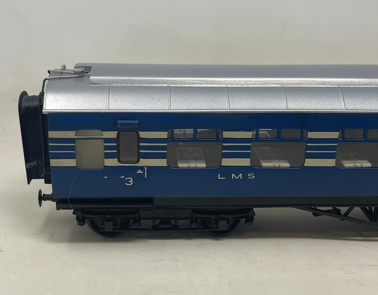0 Gauge LMS Coronation Scot Coach