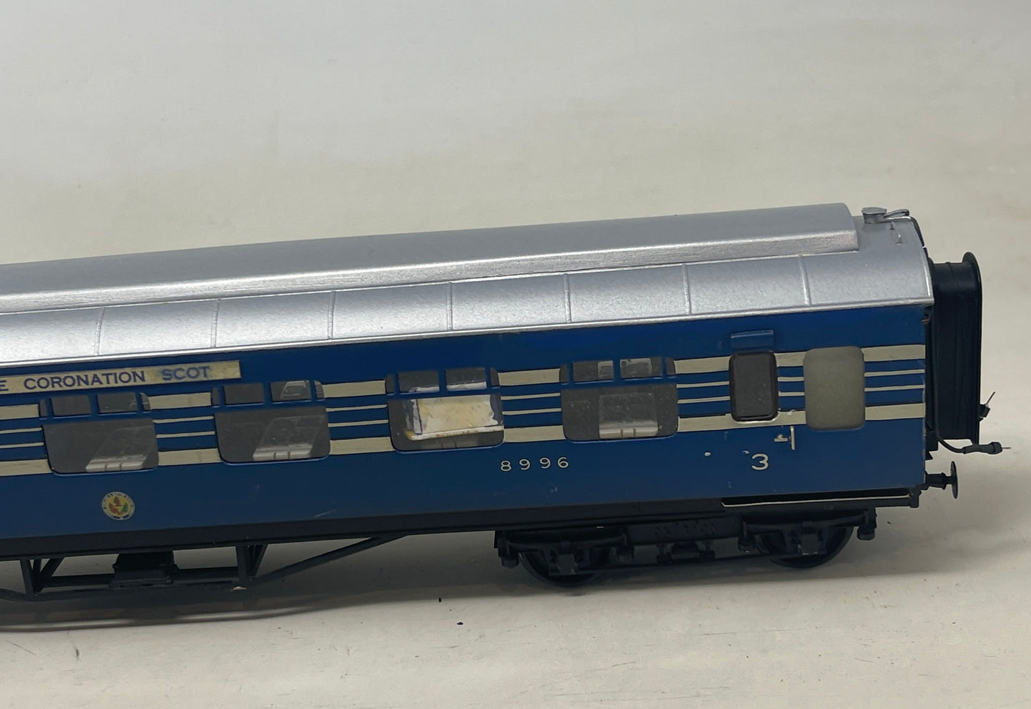 0 Gauge LMS Coronation Scot Coach