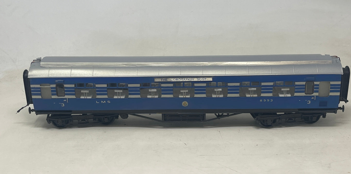 O Gauge LMS Coronation Scot Coach