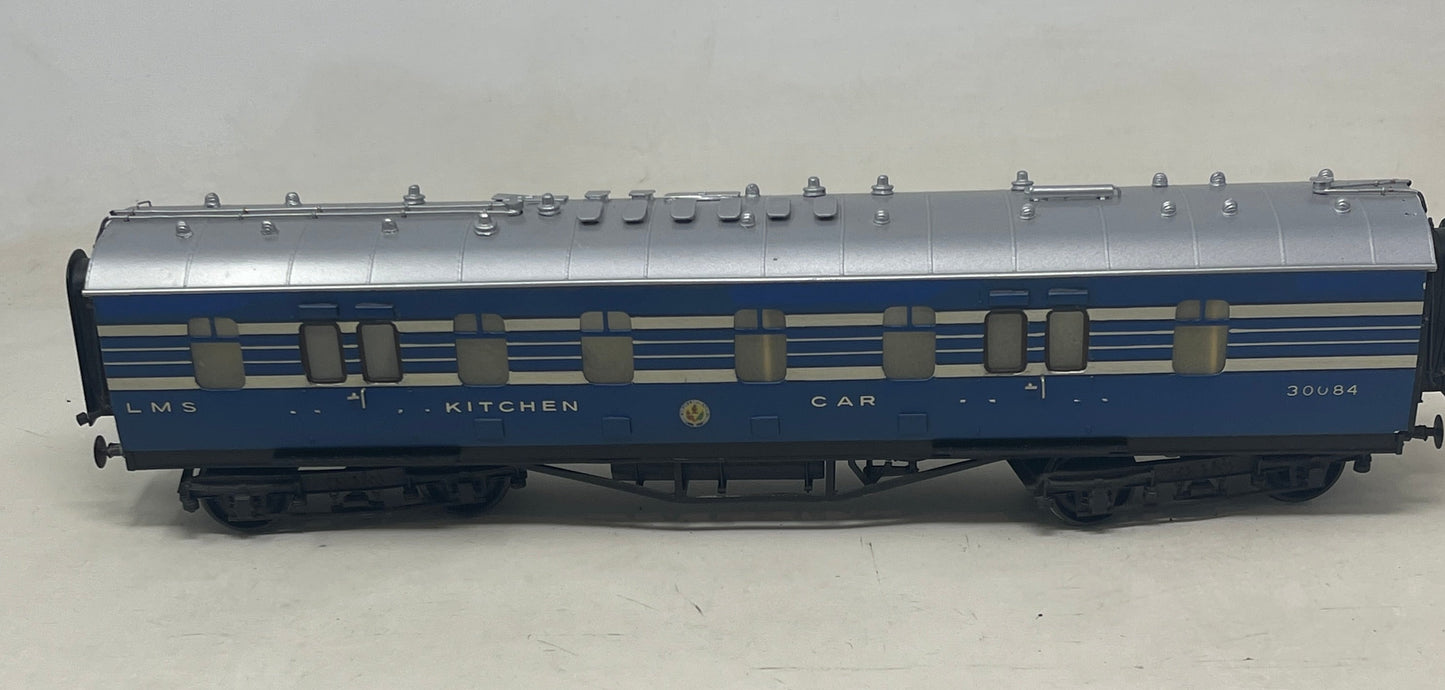 O Gauge LMS Coronation Scot Coach