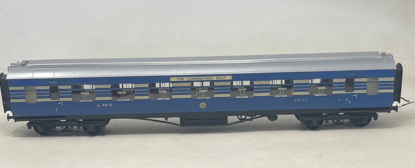 O Gauge LMS Coronation Scot Coach