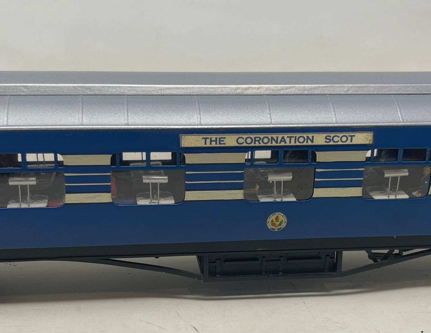 O Gauge LMS Coronation Scot Coach