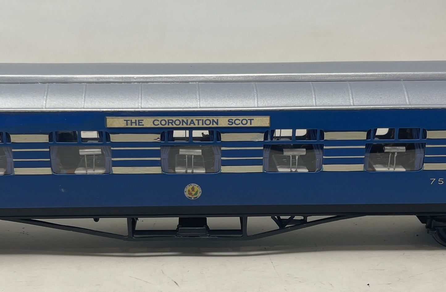 O Gauge LMS Coronation Scot Coach
