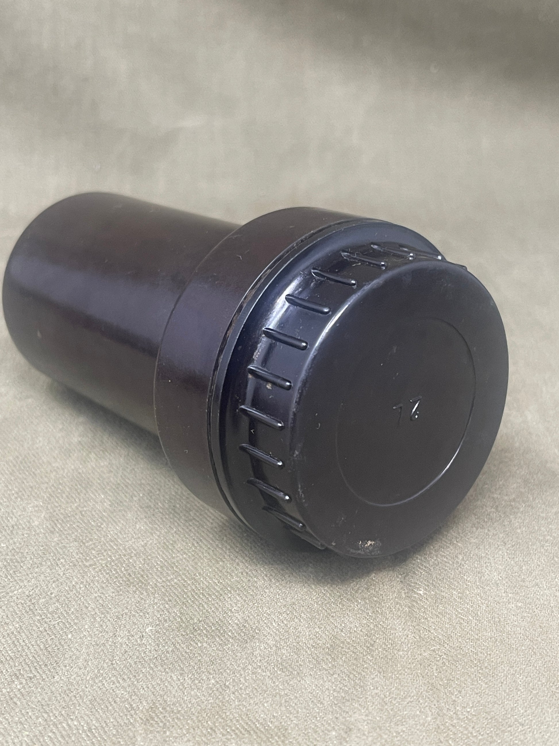 Original WWII German Luftwaffe Bomb Fuze Bakelite Transit Case.