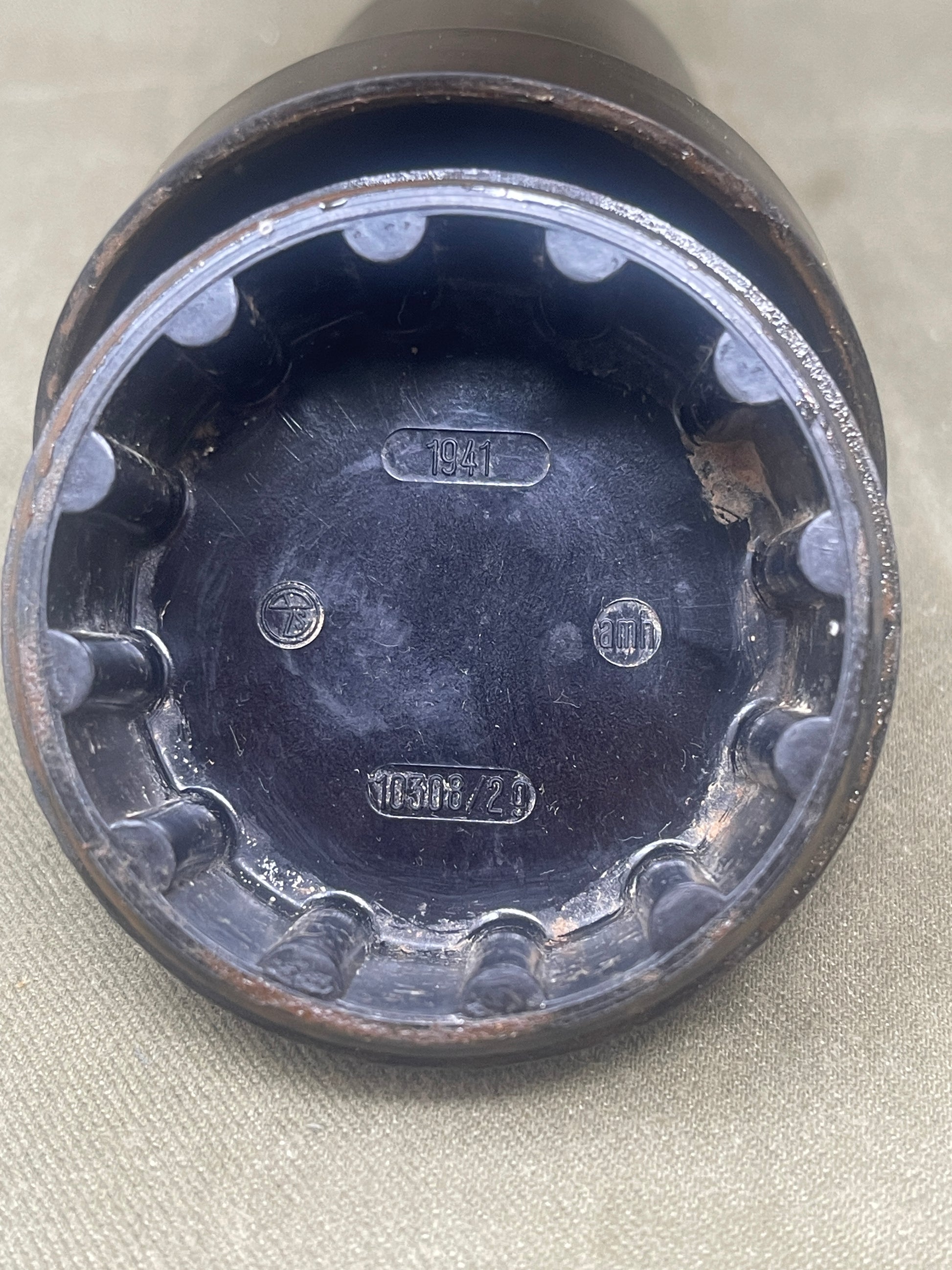 Original WWII German Luftwaffe Bomb Fuze Bakelite Transit Case.