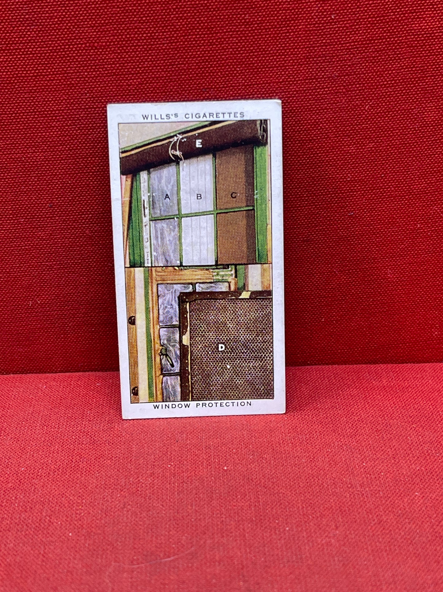 The onset of WWII meant the authorities were keen to give simple life-saving measures the maximum possible exposure and Imperial Tobacco were encouraged to issue this set with a number of their different brands, so the same set was issued by Ogdens, Churchman and Hignett.