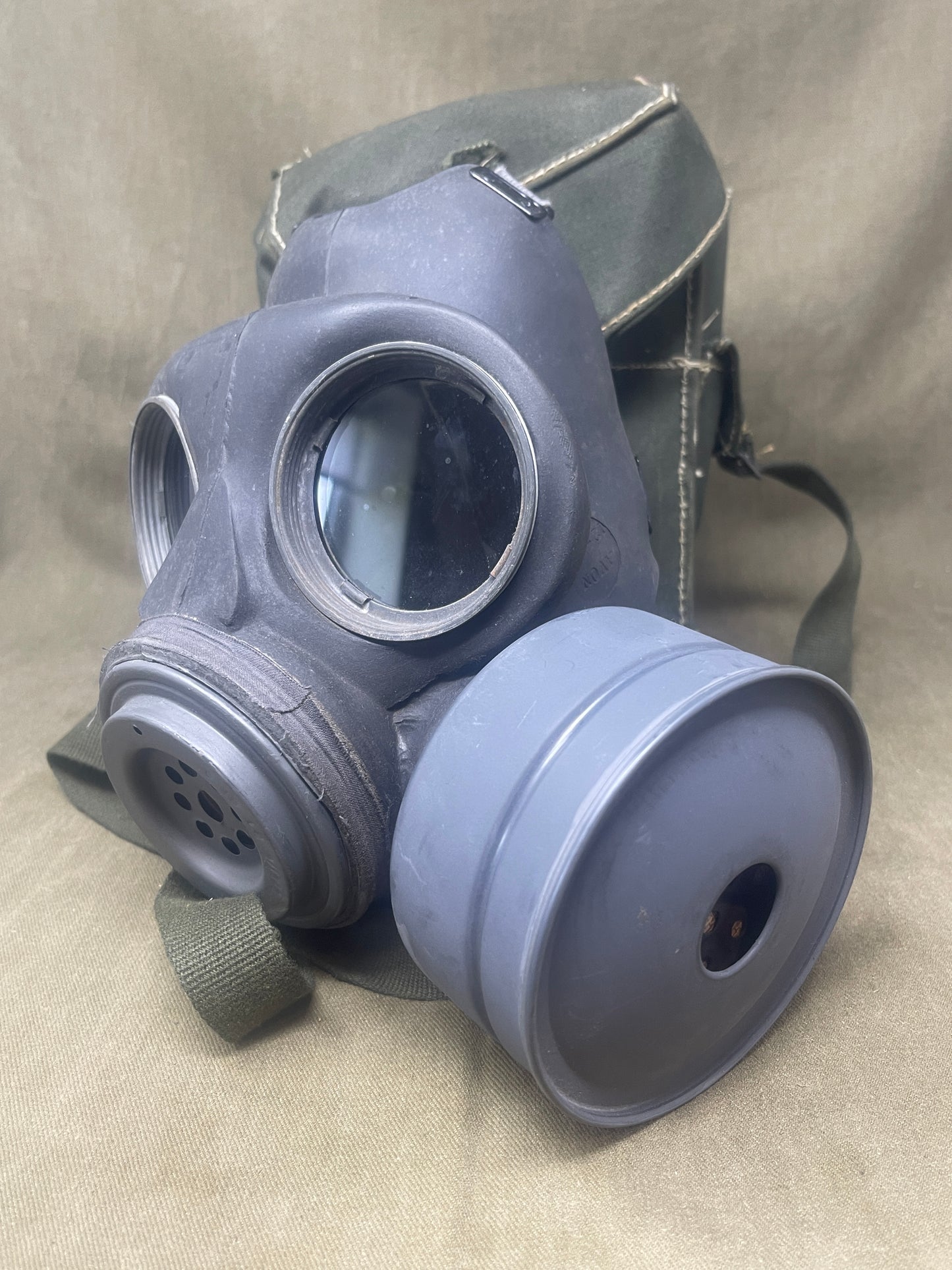 British 1944 Pattern Jungle Lightweight Respirator