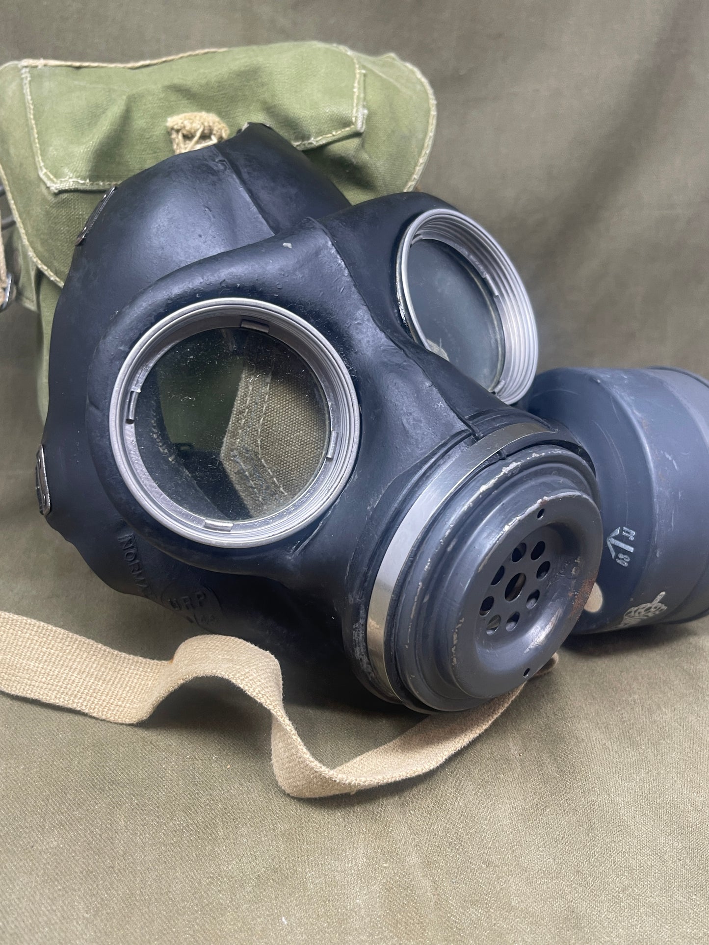 British WW2 Lightweight Respirator