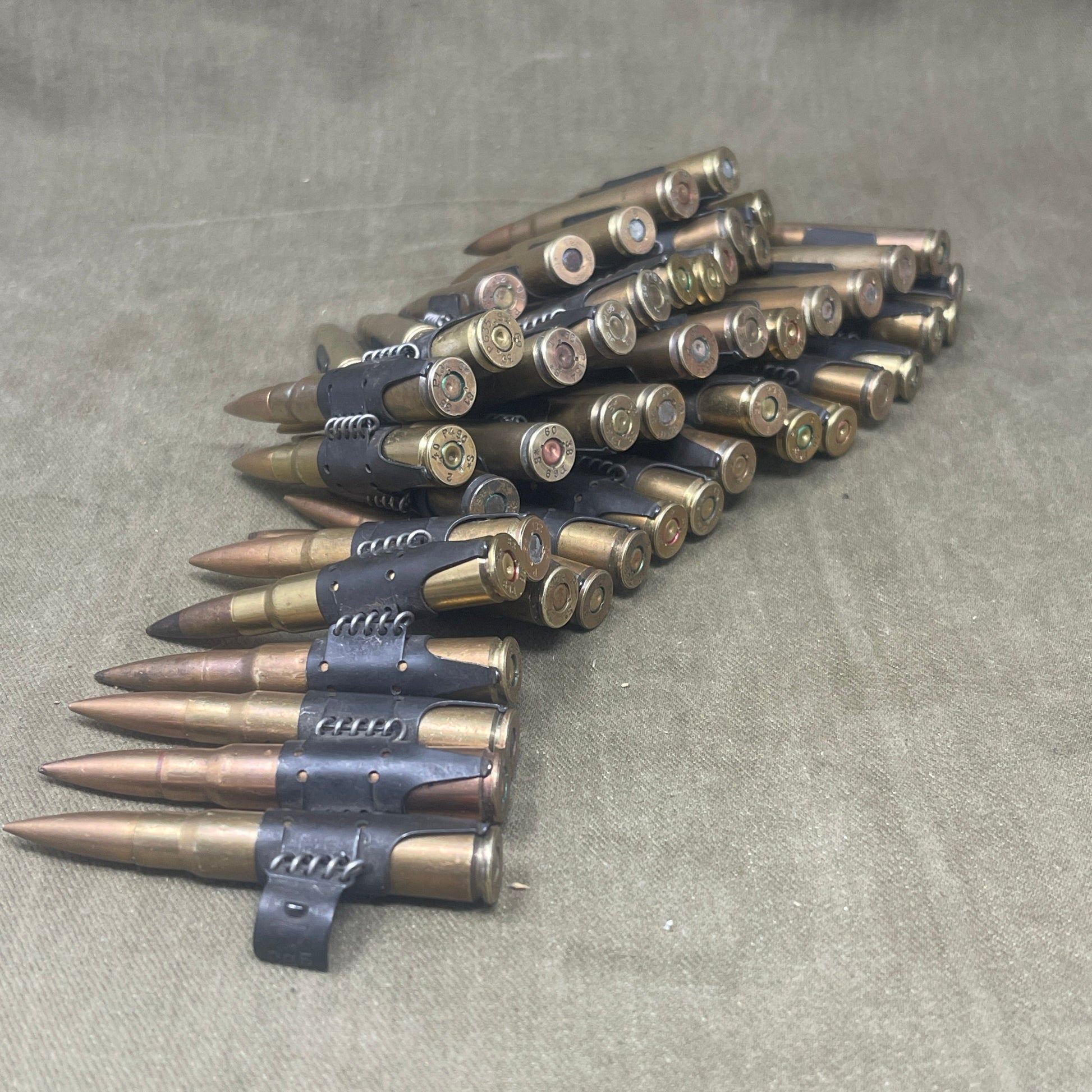 100 x INERT  WW2 Issued Wehrmacht 7.92  MG34 /MG42 Machine Gun Belt