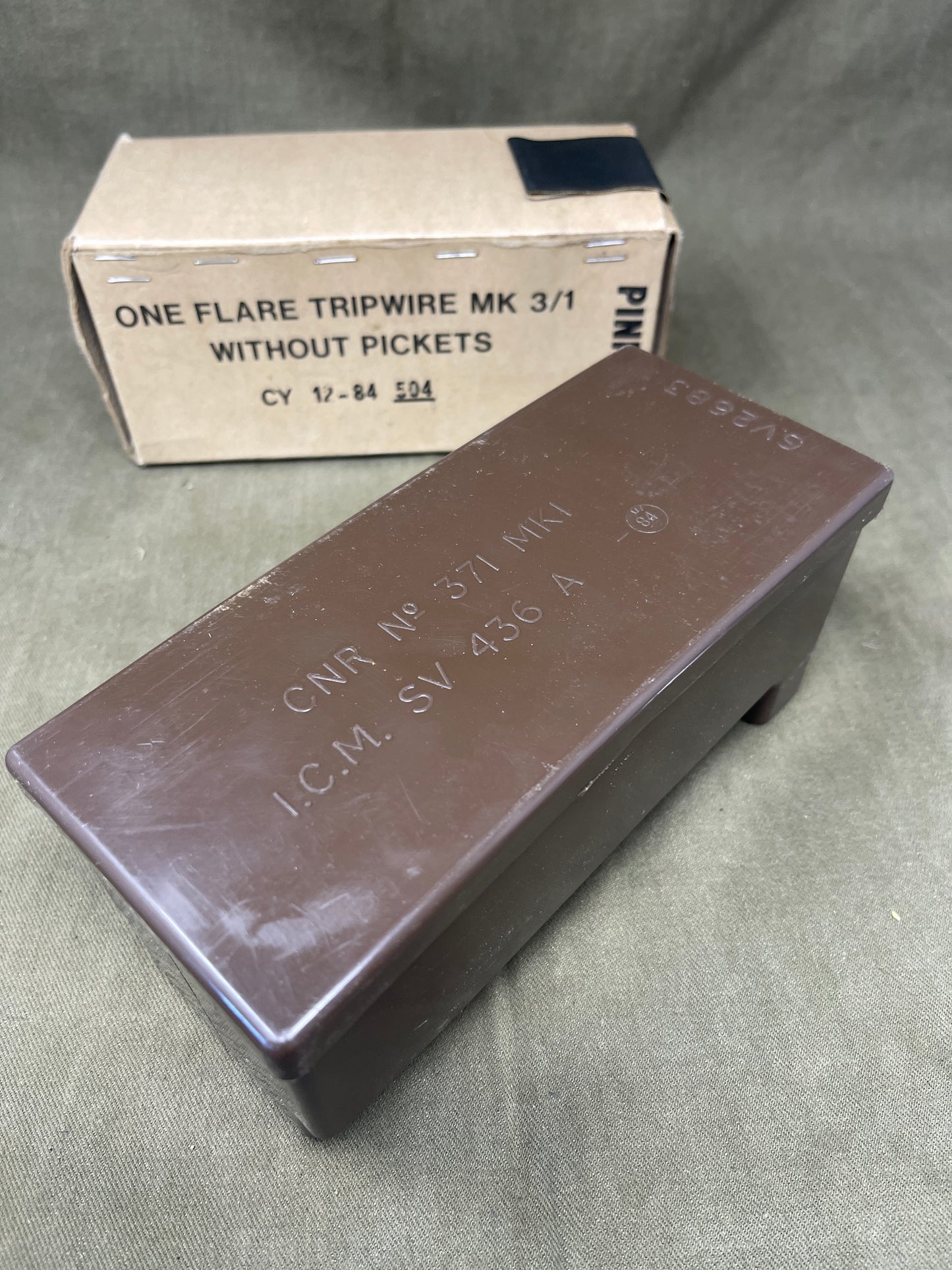 Flare Tripwire MK 3/1 (CY 12-84 504) – 1984 Cold War Military Signal Device (Inert)