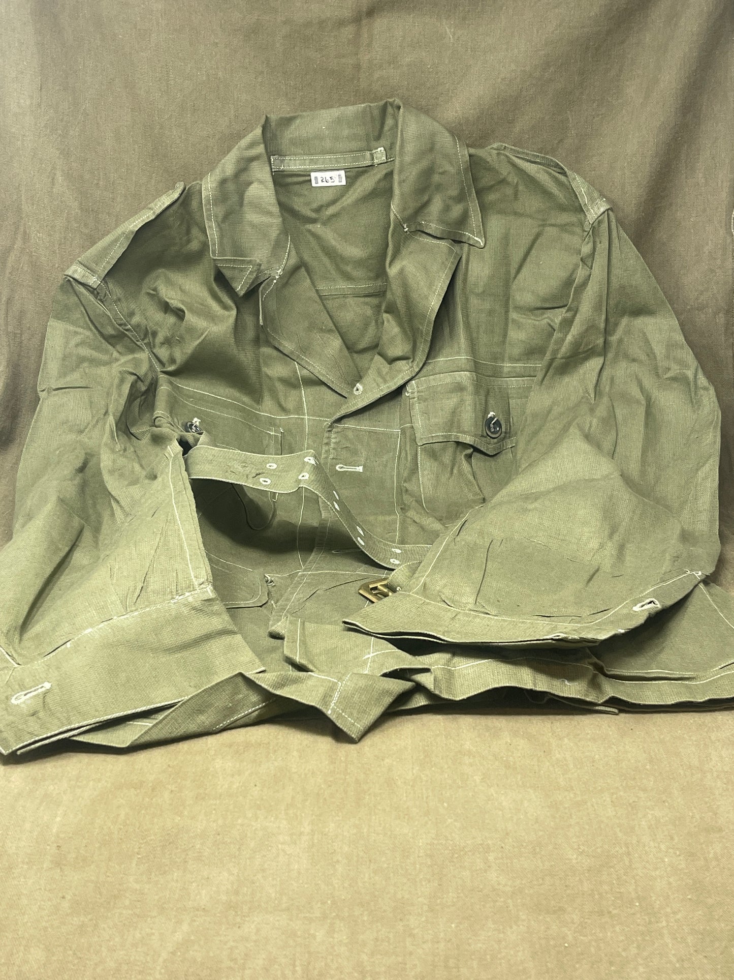 Original 1950 British Army Jungle Green Bush Jacket – Size 4, Christopher Roberts & Co. – Excellent Condition