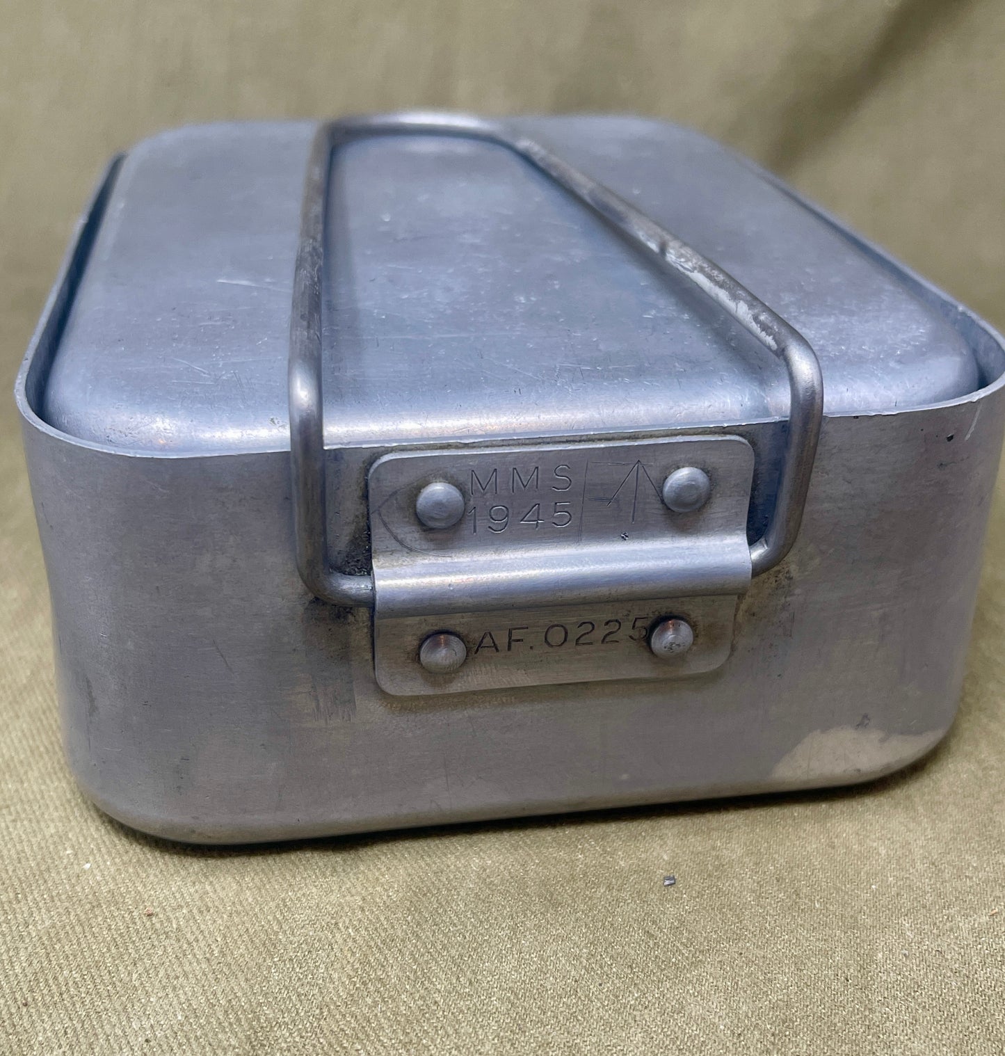 Original British Army 1945 Dated Aluminium Mess Tins