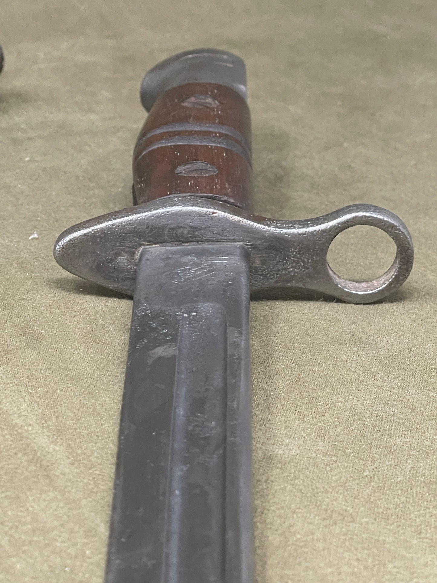 Original U.S. Army P14 M1913 Sword Bayonet – Remington July 1917 – Excellent Condition with Webbing Frog (Copy)