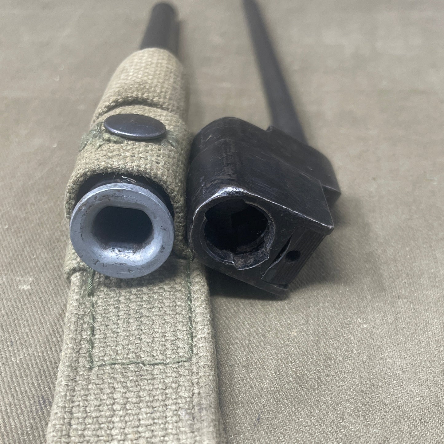 WW2 British NO 4 Spike Bayonet & Frog