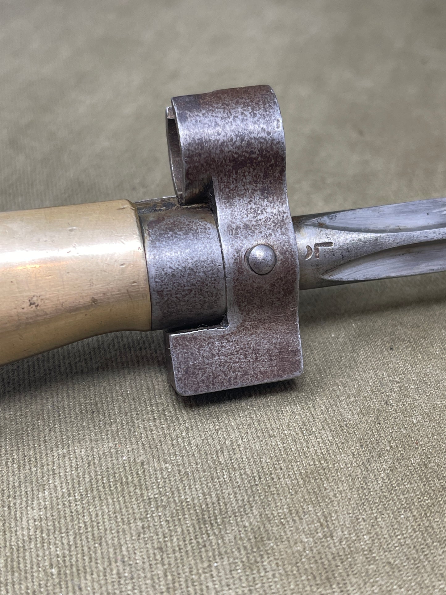WW1, Original, French,’ Épée-Baïonnette Modèle 1886 Modifié 1915′ or Lebel M1886/15 Bayonet and Scabbard