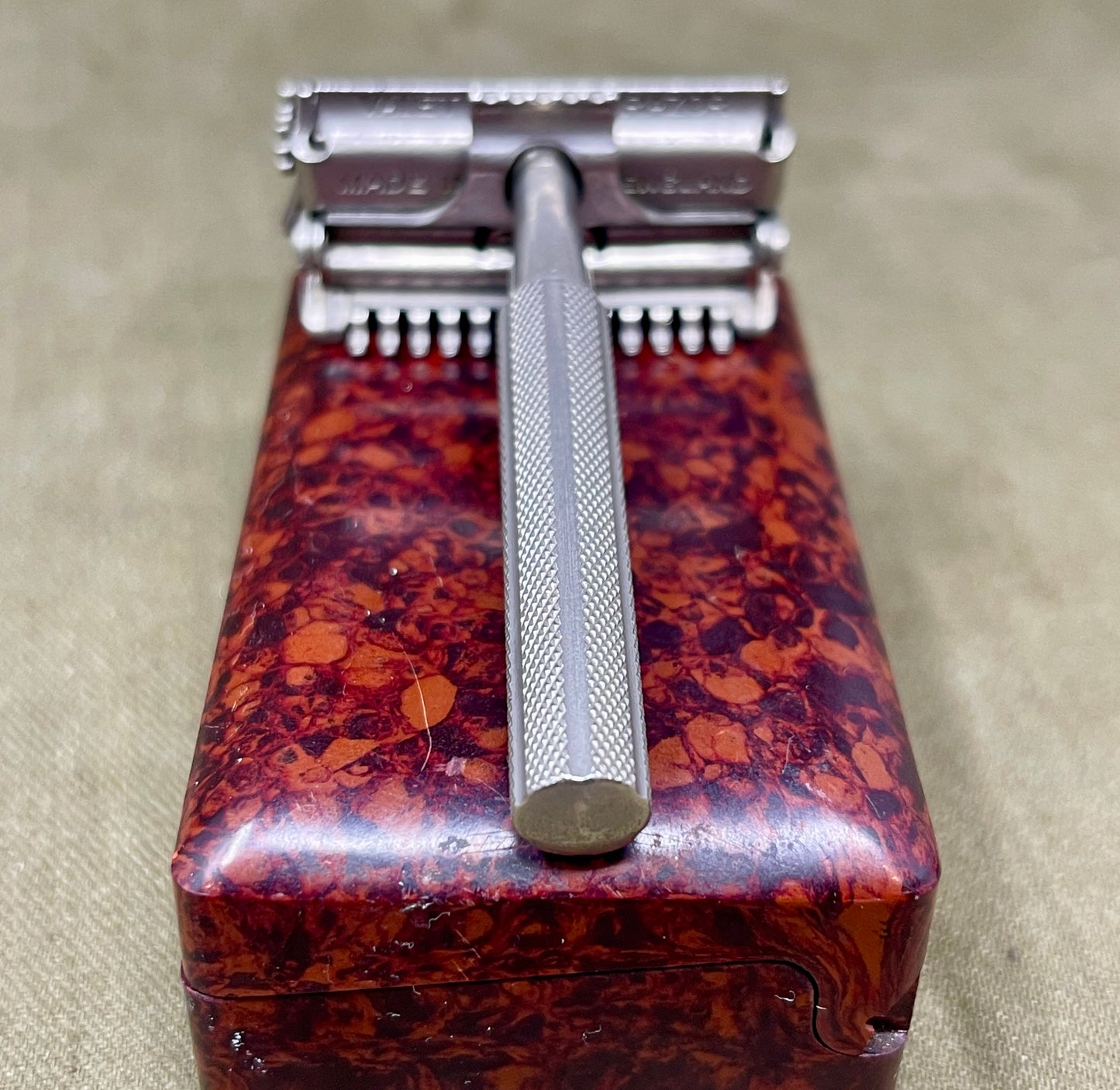 Cased Vintage Valet Auto-Strop Razor