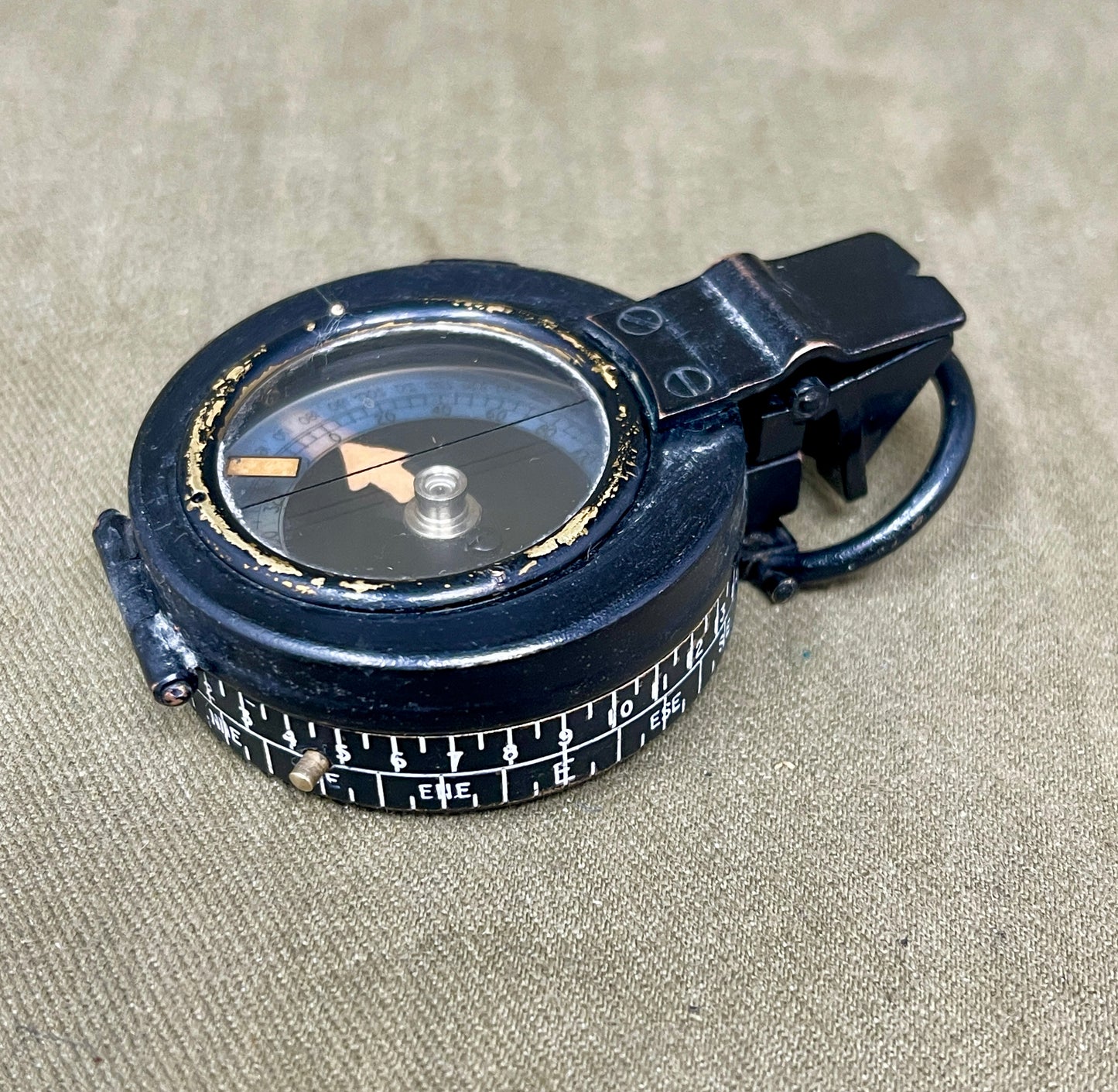 WW2 1940 British J. M. Glauser MK IX Brass Compass – Excellent Working Condition