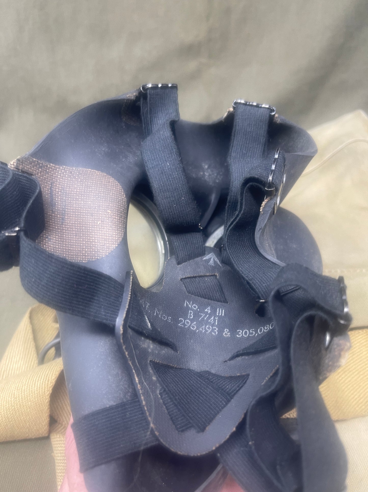 British Respirator, Anti-Gas, General Service, Mk V & Haversack, Mk VI:
