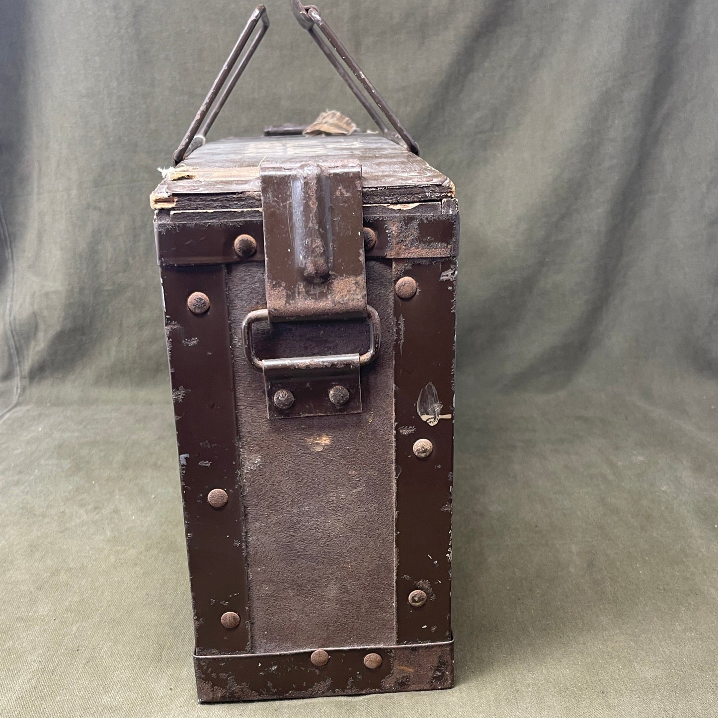 Post War British wooden ammo box, exactly the same as the British WW2 ammo box Good condition with good clear markings,