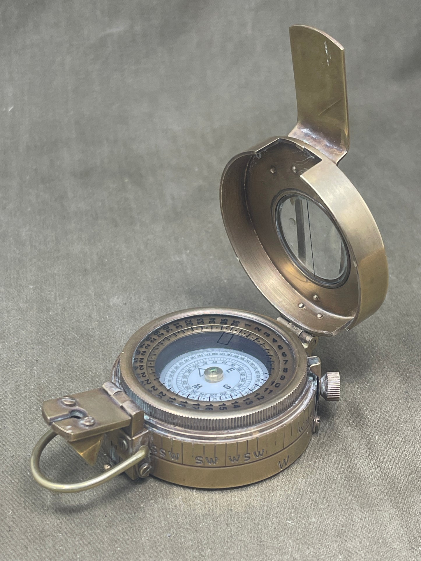 British Military Prismatic MK III Compass Dated 1940 No NA266322 TG. Co Ltd