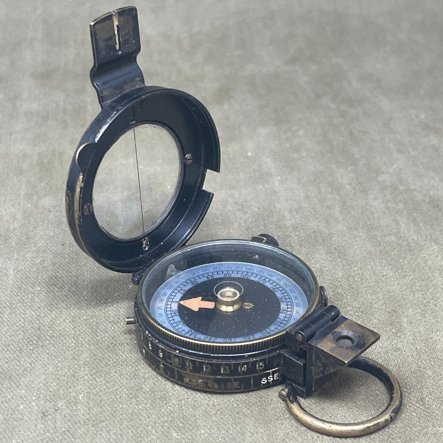 WWII British Prismatic Compass Mk IX – 1939, Barker & Son London, No. 19321L