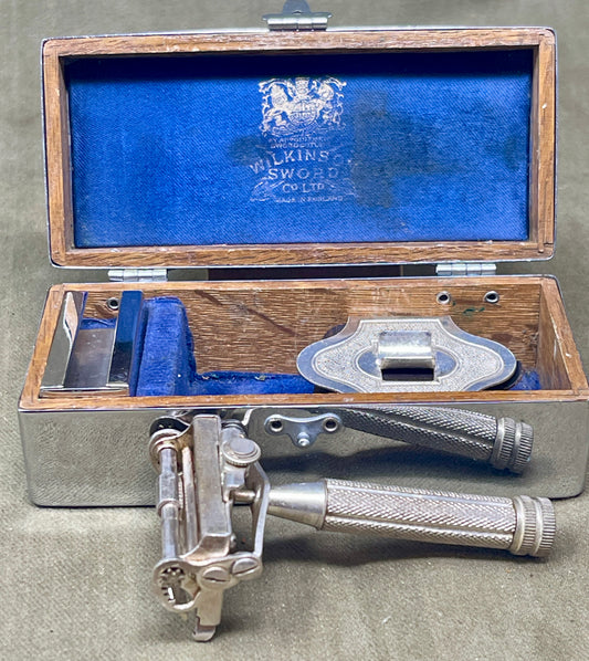 Vintage 1930s Wilkinson Sword Razor – Boxed, Excellent Condition