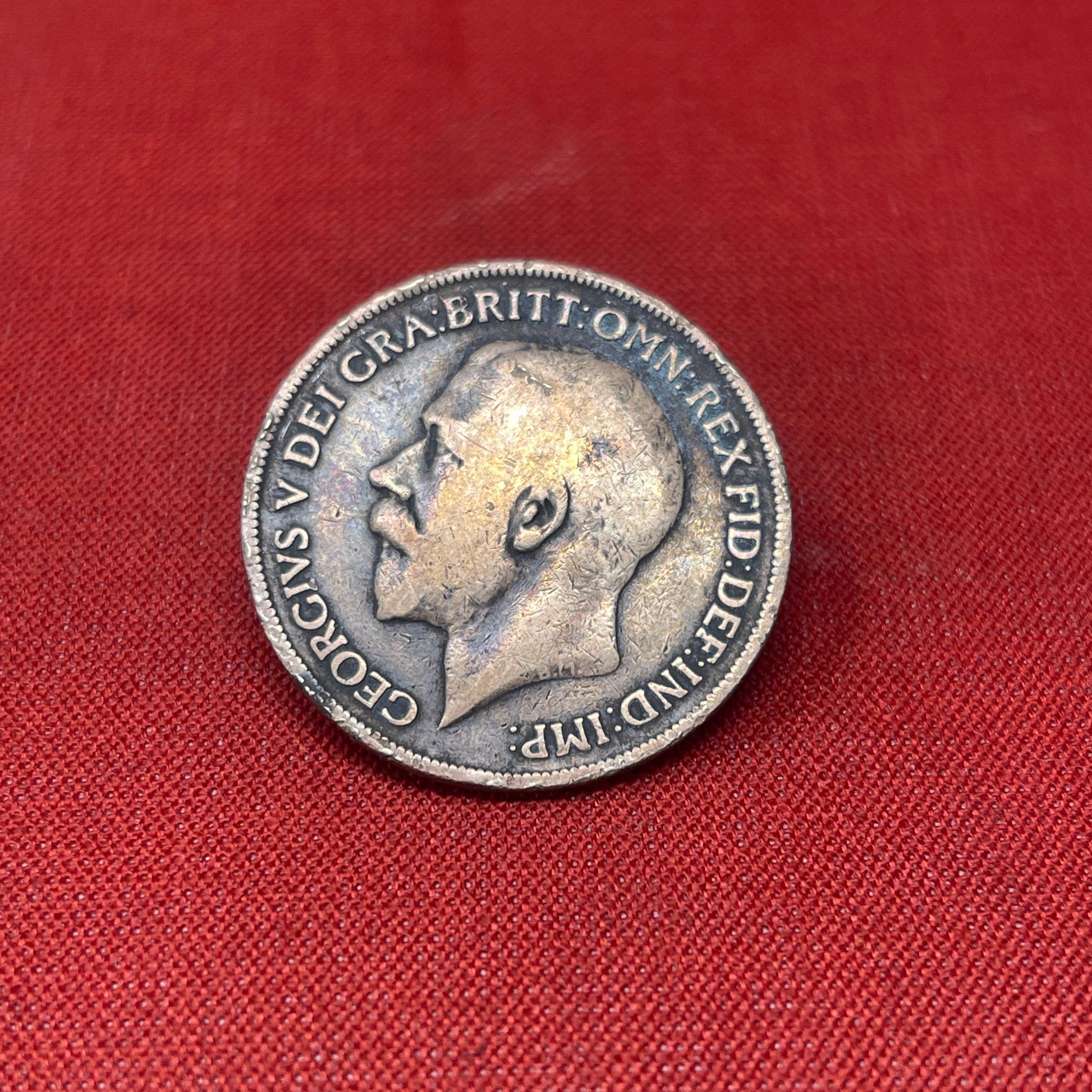Explore the history and collectability of the King George V One Penny dated 1936. Perfect for numismatists and history enthusiasts seeking an authentic piece of British coinage.