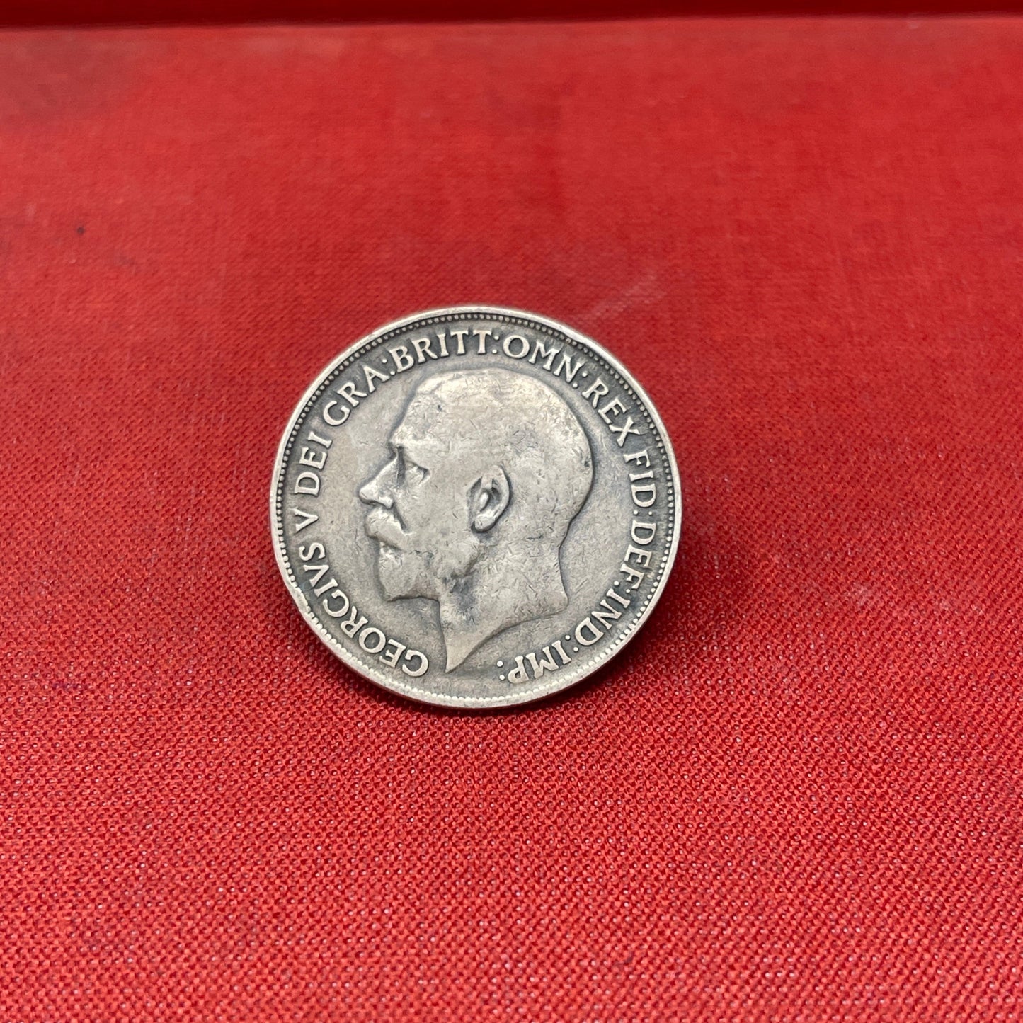 Explore the history and collectability of the King George V One Penny dated 1936. Perfect for numismatists and history enthusiasts seeking an authentic piece of British coinage.