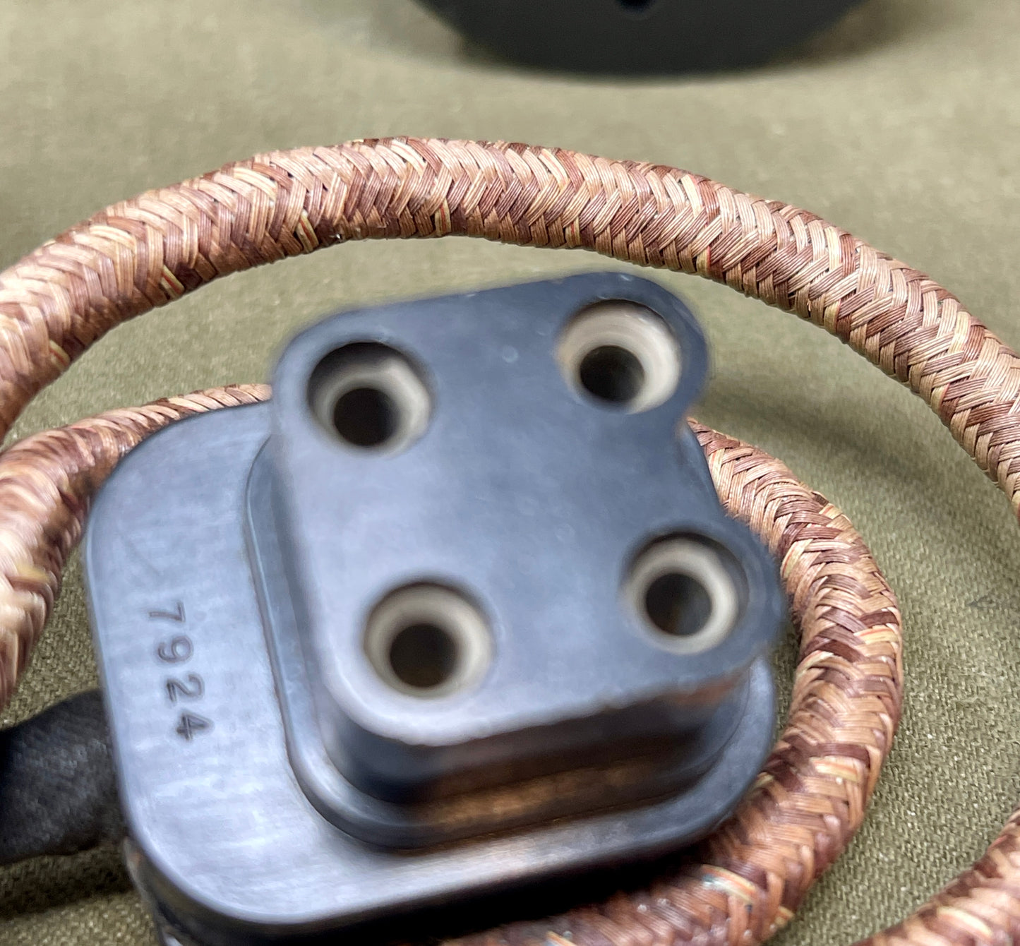 Microphone Hand No. 4A – Wireless Sets No. 18 & 68 (Excellent Condition)
